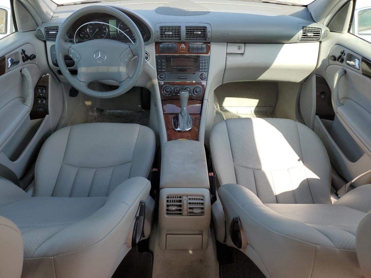 2007 Mercedes-benz C 280 4matic Серебряный vin: WDBRF92H67F876462