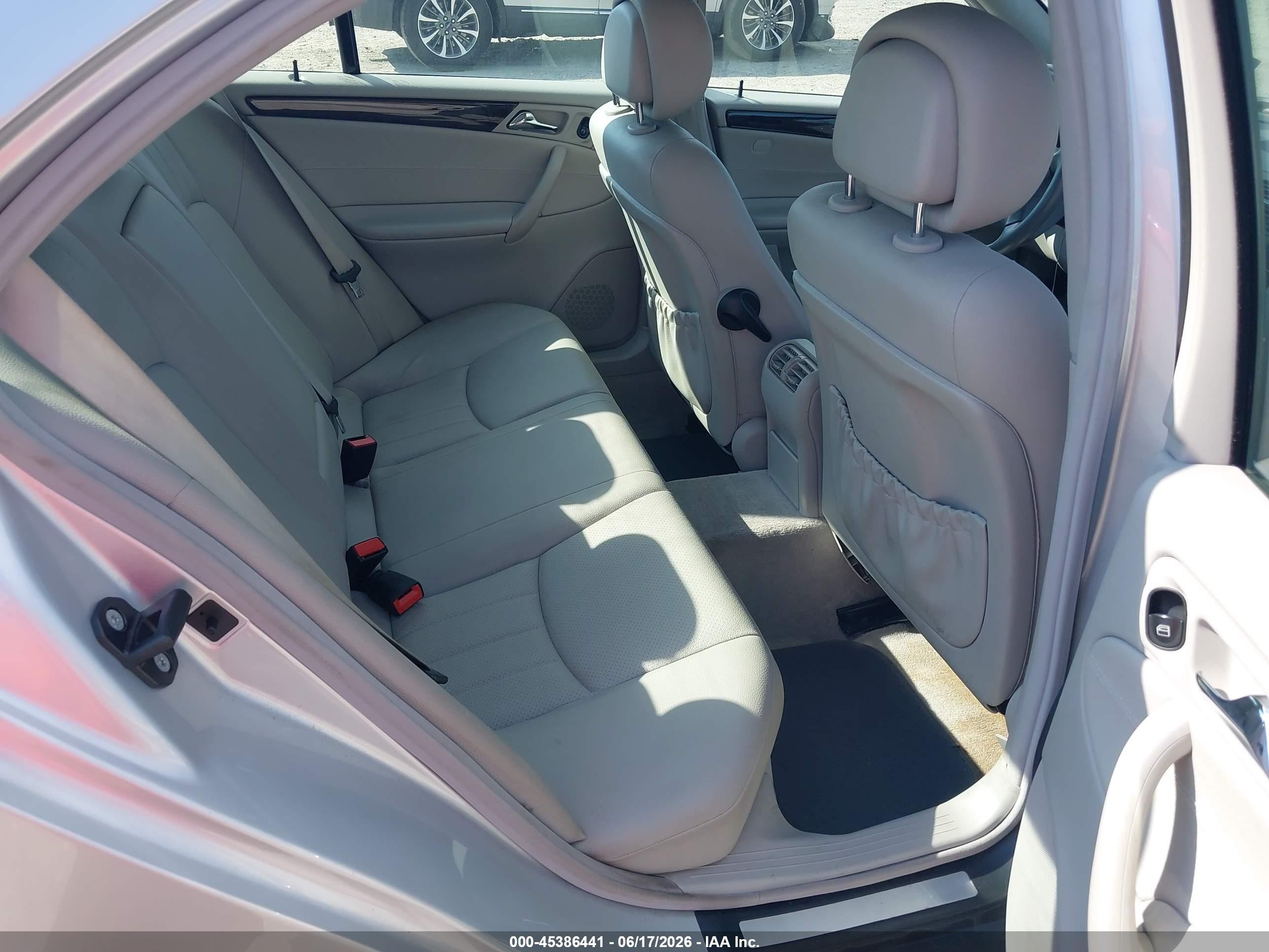 2007 Mercedes-benz C 280 Luxury 4matic Silver vin: WDBRF92H87F905184