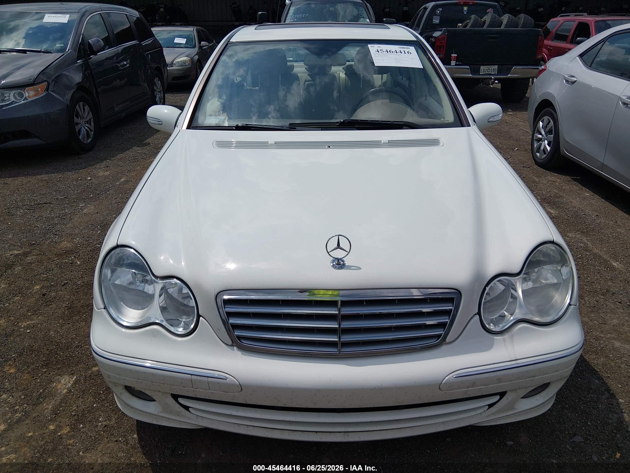 2007 Mercedes-benz C 280 Luxury 4matic White vin: WDBRF92H97F865956