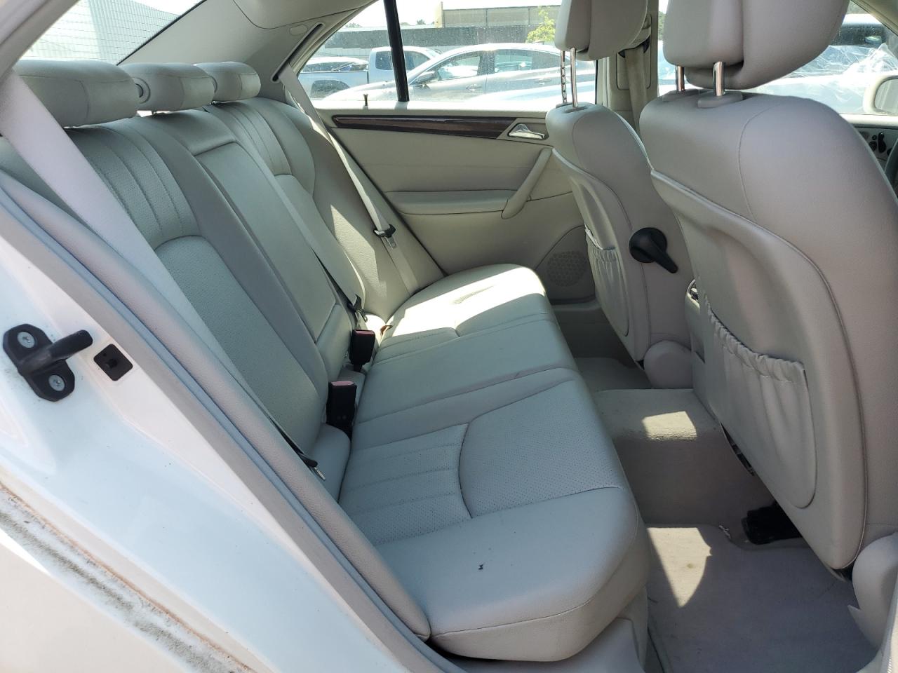 2006 Mercedes-benz C 280 4matic White vin: WDBRF92HX6F756596