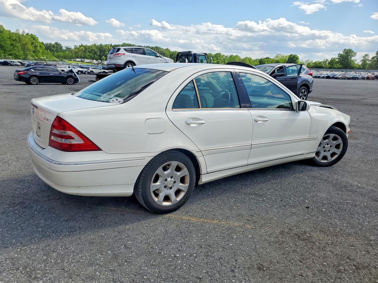 2006 Mercedes-benz C 280 4matic White vin: WDBRF92HX6F776850
