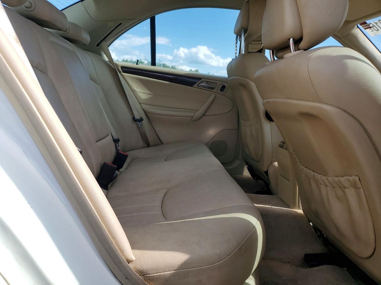 2006 Mercedes-benz C 280 4matic White vin: WDBRF92HX6F776850