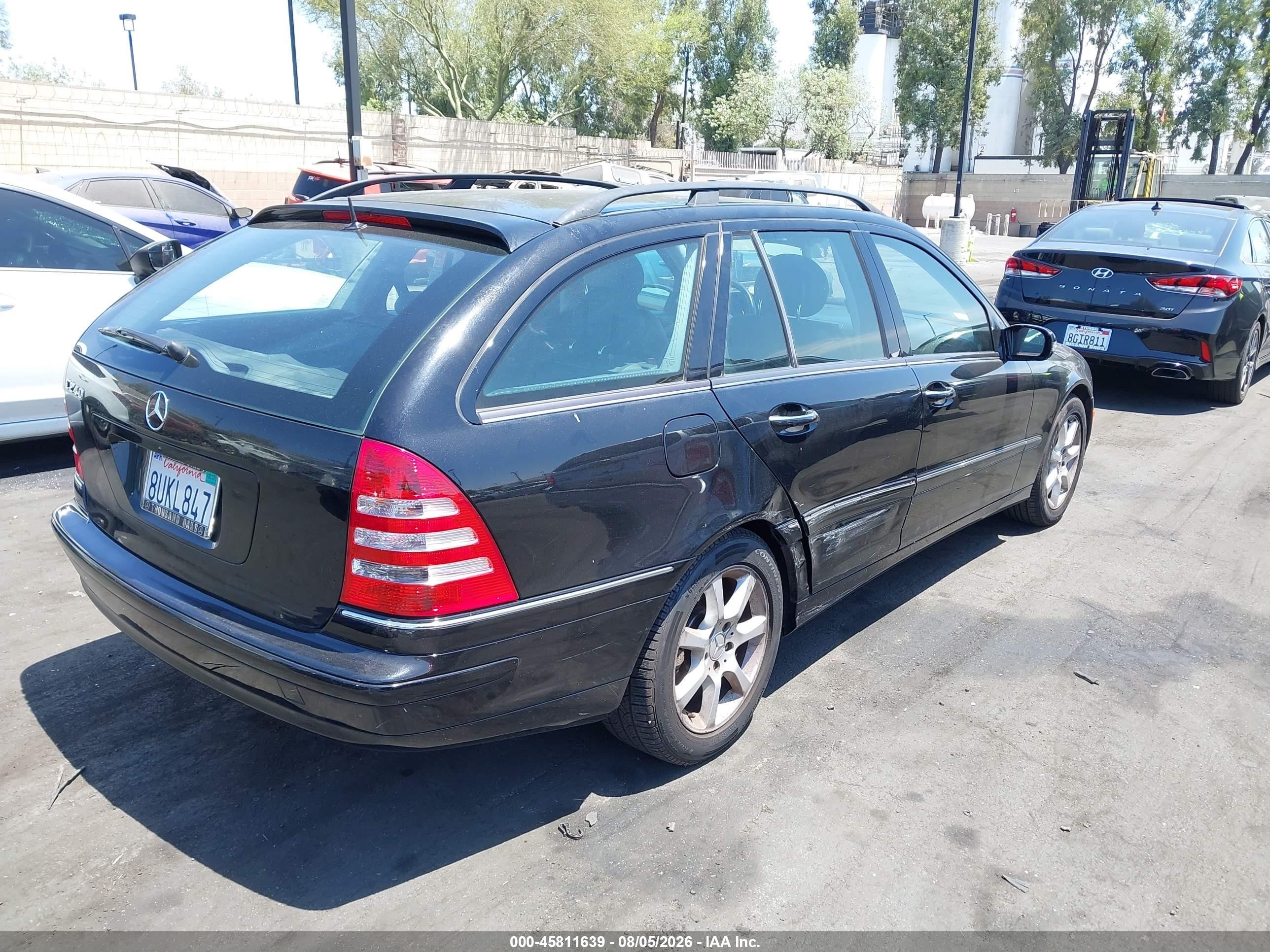 2005 Mercedes-benz C 240 Luxury Черный vin: WDBRH61J35F585637
