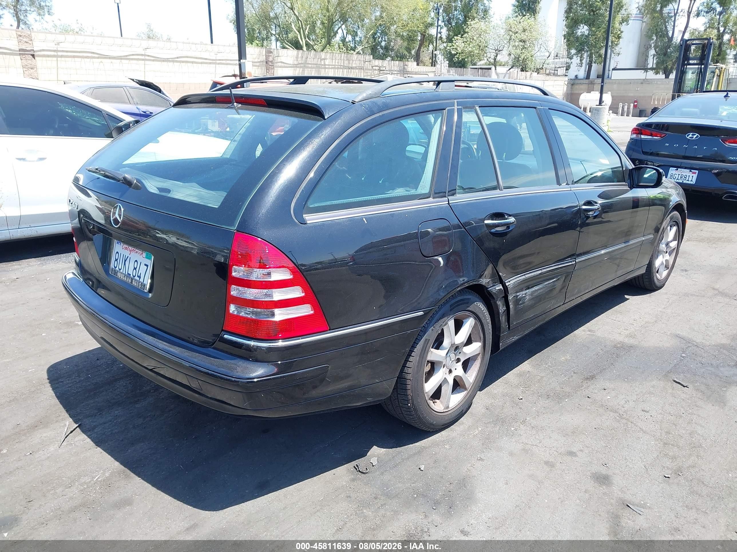 2005 Mercedes-benz C 240 Luxury Черный vin: WDBRH61J35F585637