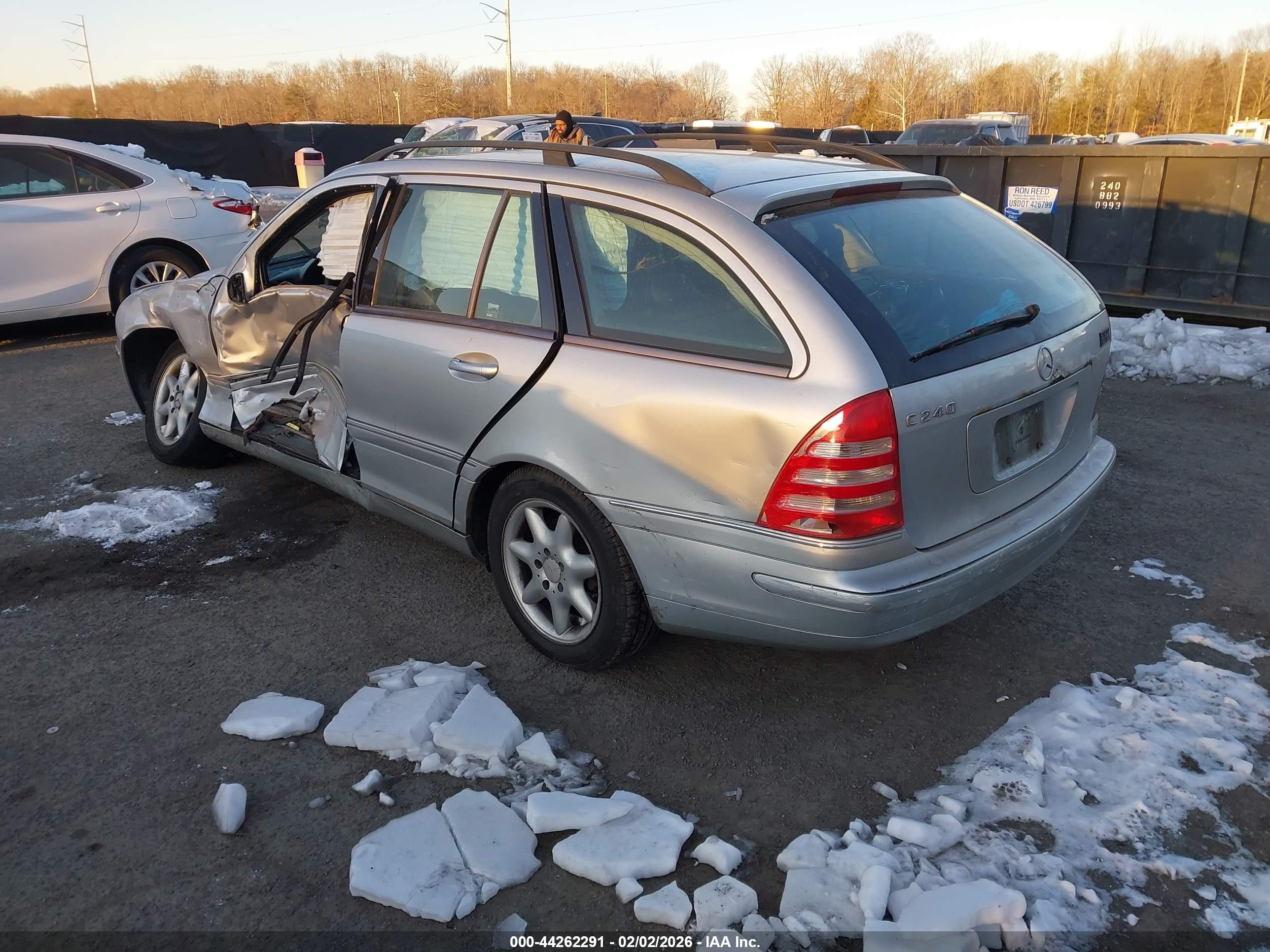 2003 Mercedes-benz C 240   Серебряный vin: WDBRH61J73F389892
