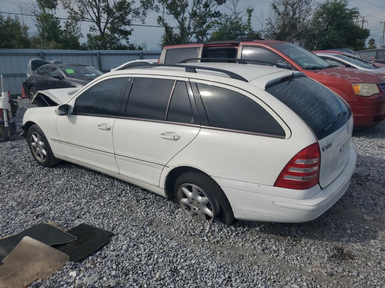 2002 Mercedes-benz C 320 Белый vin: WDBRH64J12F249184