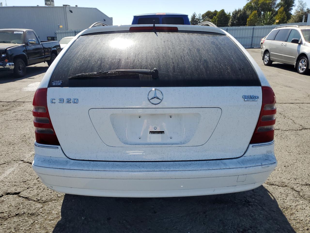 2002 Mercedes-benz C 320 White vin: WDBRH64J32F186976