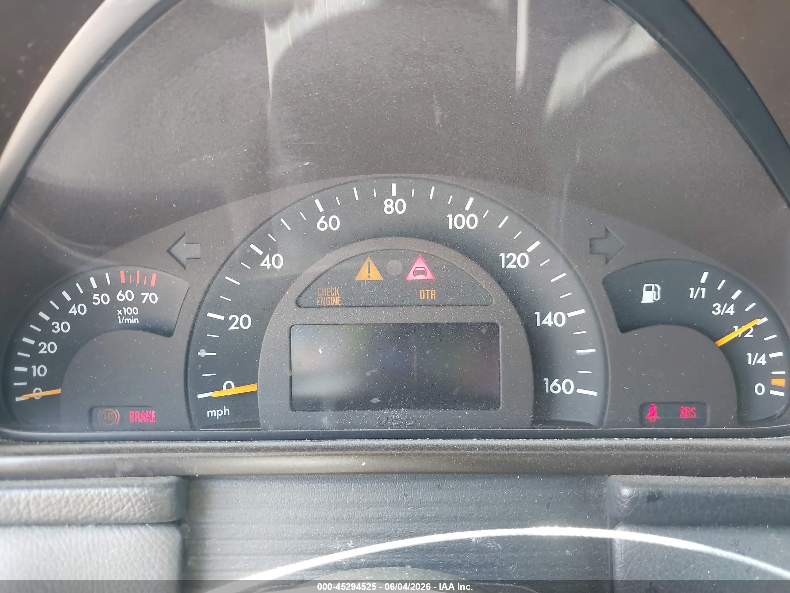 2002 Mercedes-benz C 320   Серебряный vin: WDBRH64JX2F164912