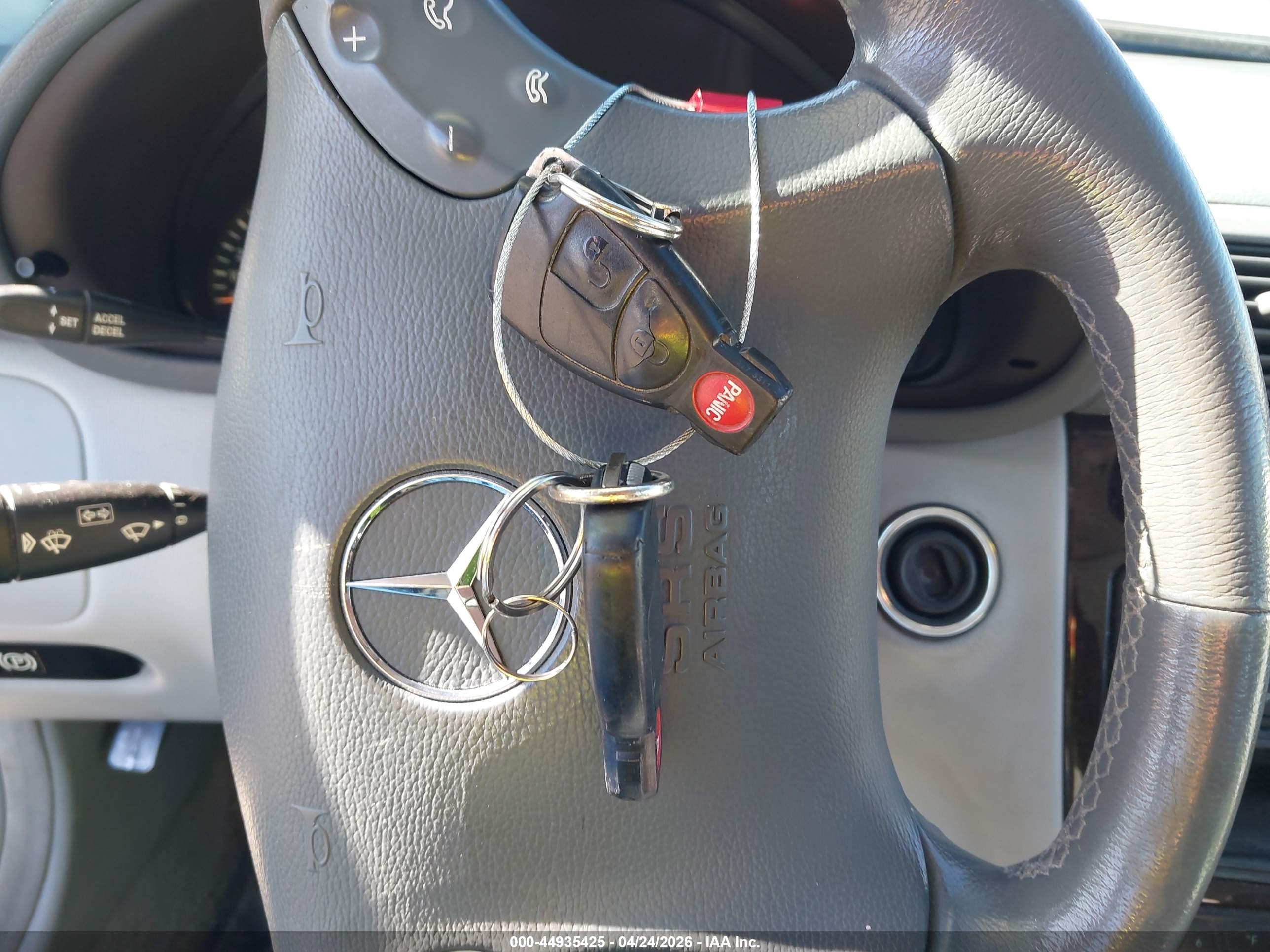 2004 Mercedes-benz C 240 4matic Серебряный vin: WDBRH81J24F480064