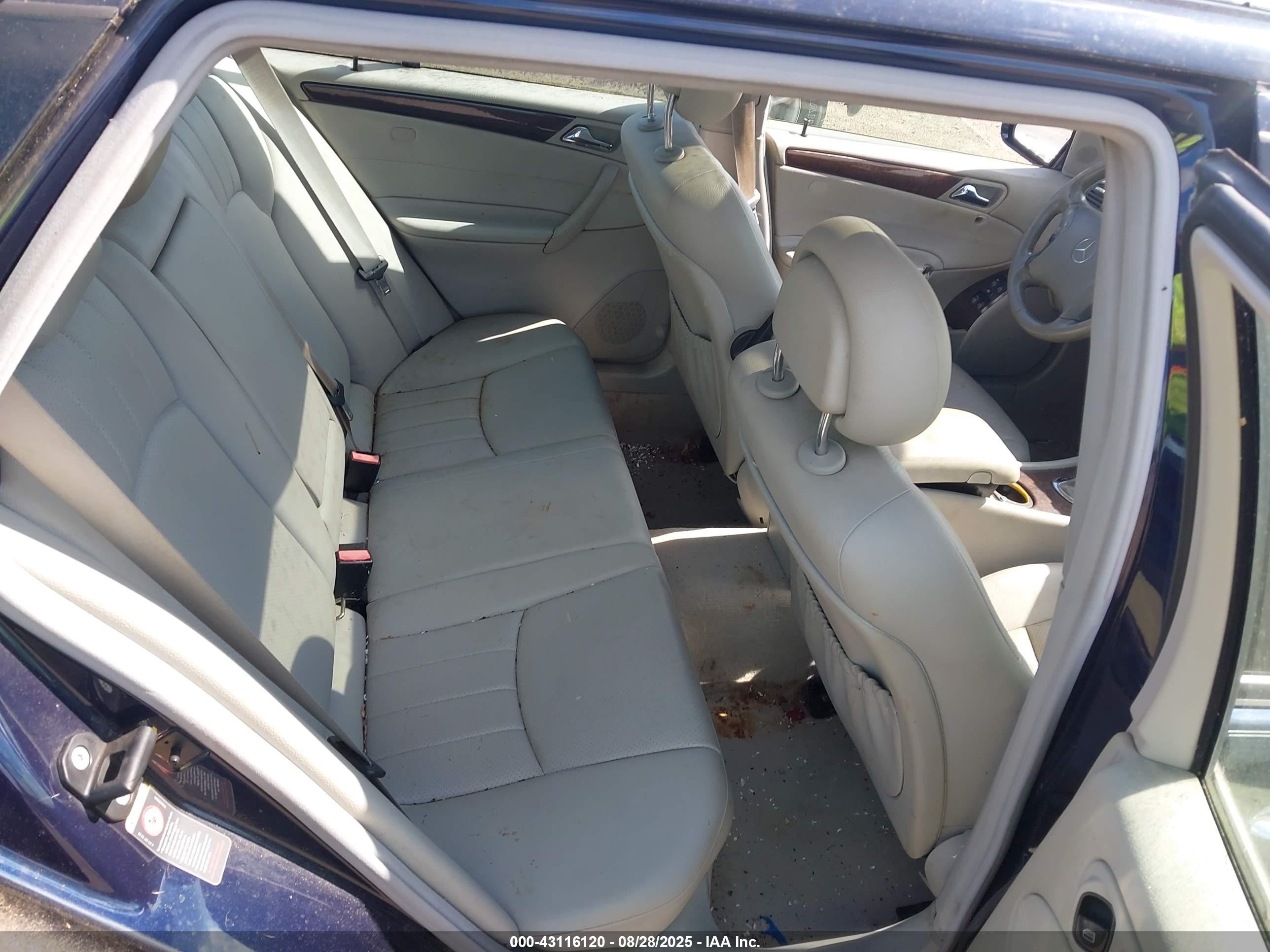 2005 Mercedes-benz C 240 Luxury 4matic Синий vin: WDBRH81J65F615189