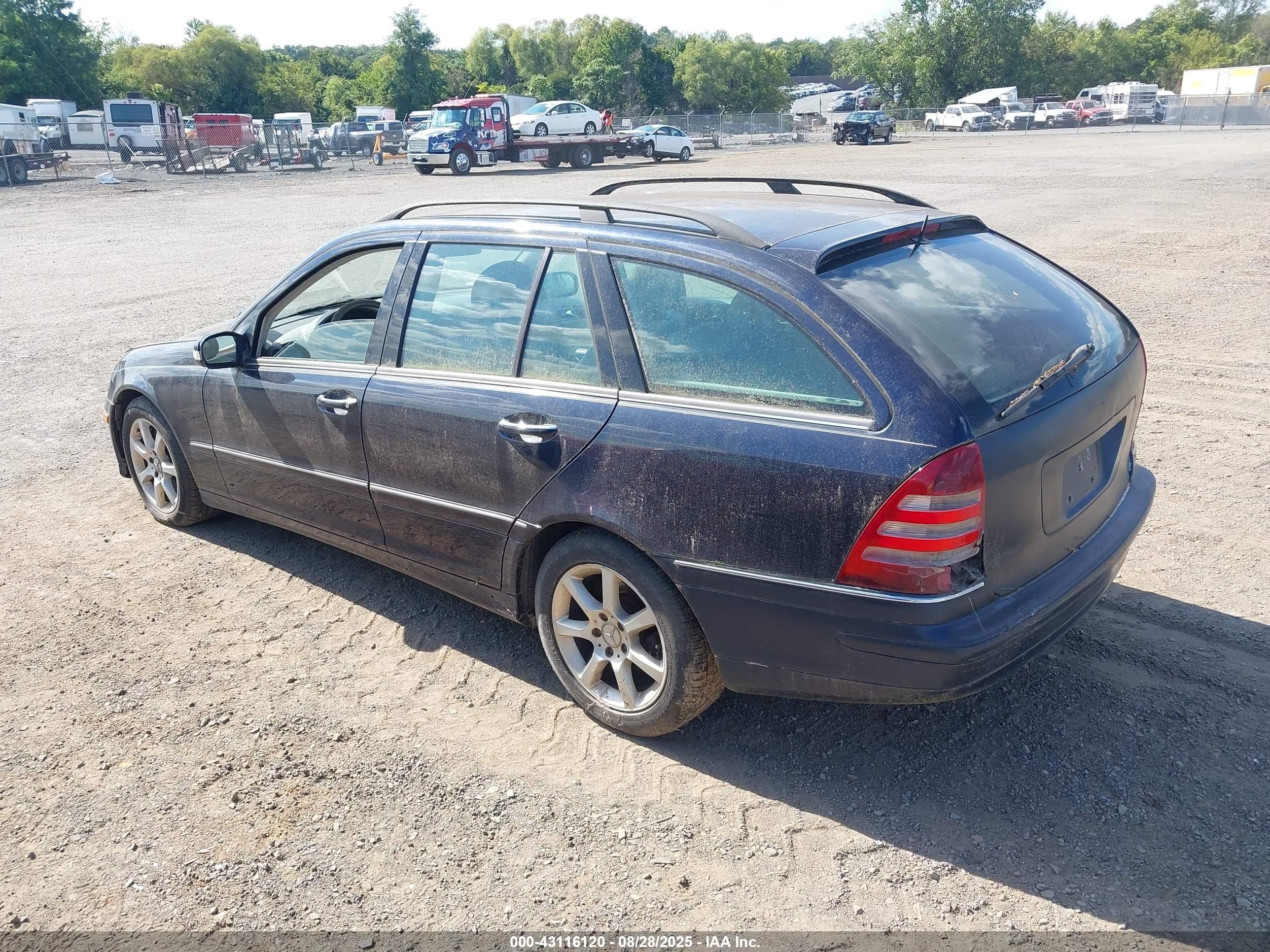 2005 Mercedes-benz C 240 Luxury 4matic Синий vin: WDBRH81J65F615189