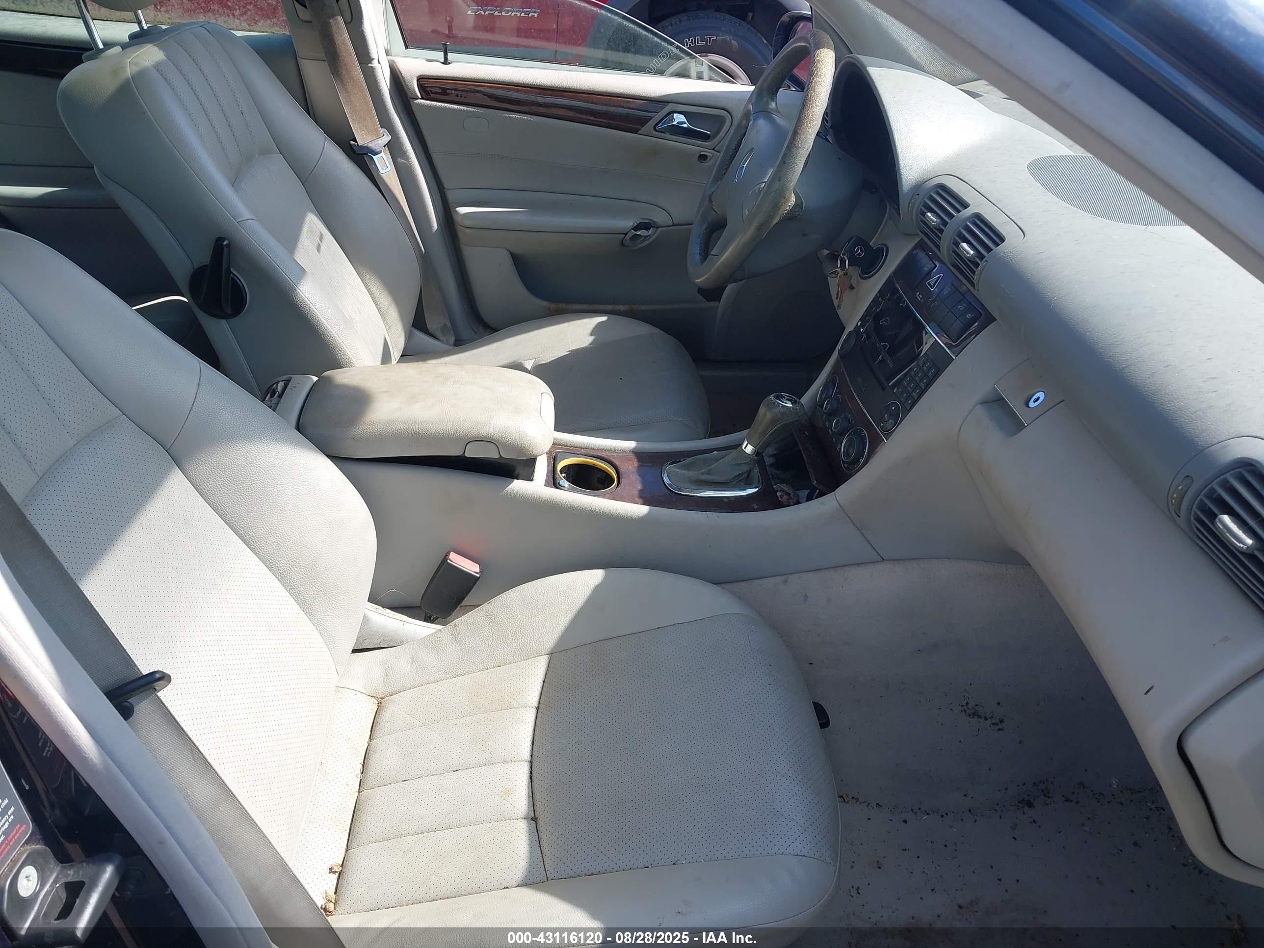 2005 Mercedes-benz C 240 Luxury 4matic Синий vin: WDBRH81J65F615189