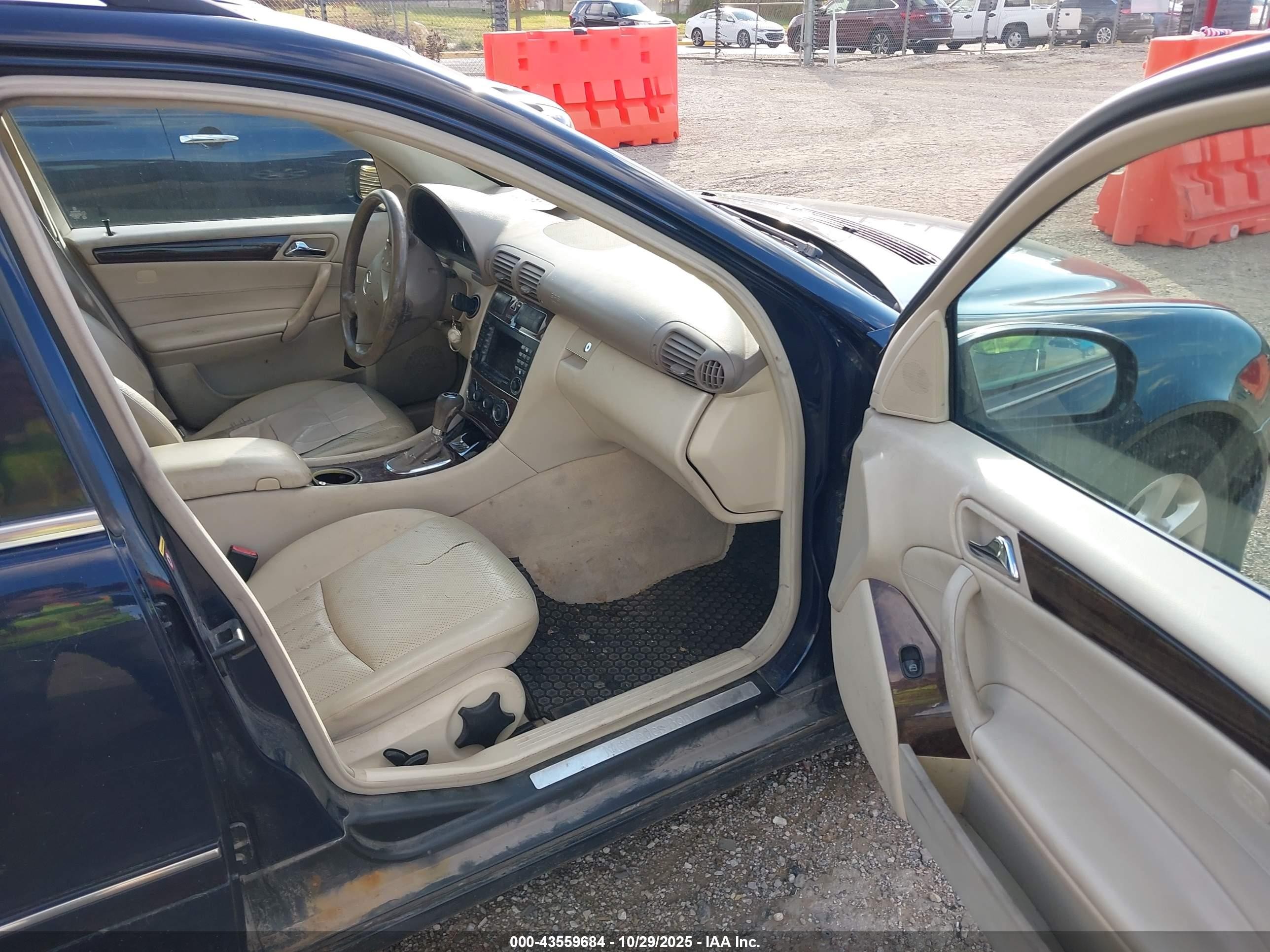 2005 Mercedes-benz C 240 Luxury 4matic Blue vin: WDBRH81J65F626452