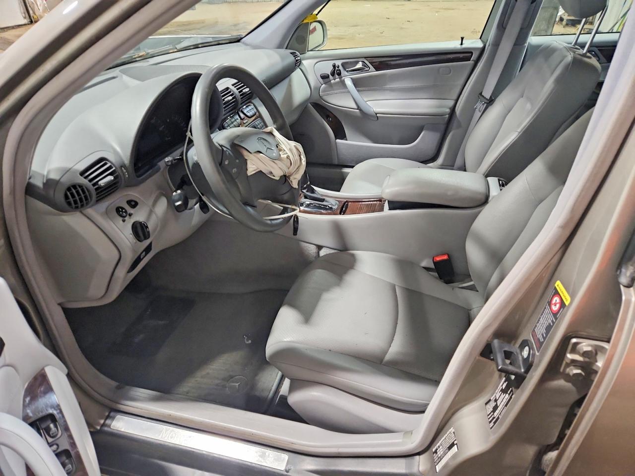 2003 Mercedes-benz C 240 Sportwagon 4matic Tan vin: WDBRH81J83F372062