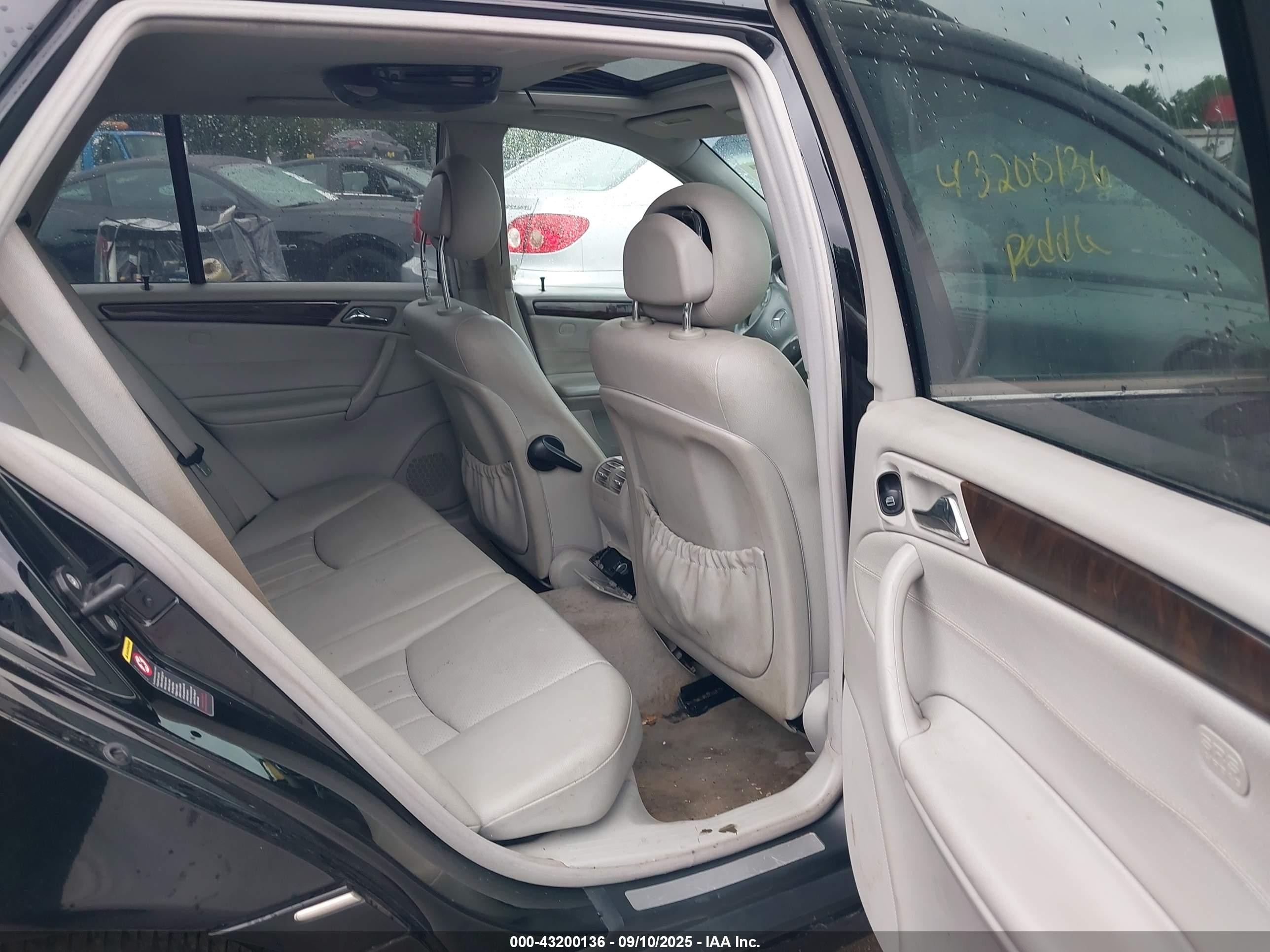 2005 Mercedes-benz C 240 Luxury 4matic Black vin: WDBRH81J85F567579