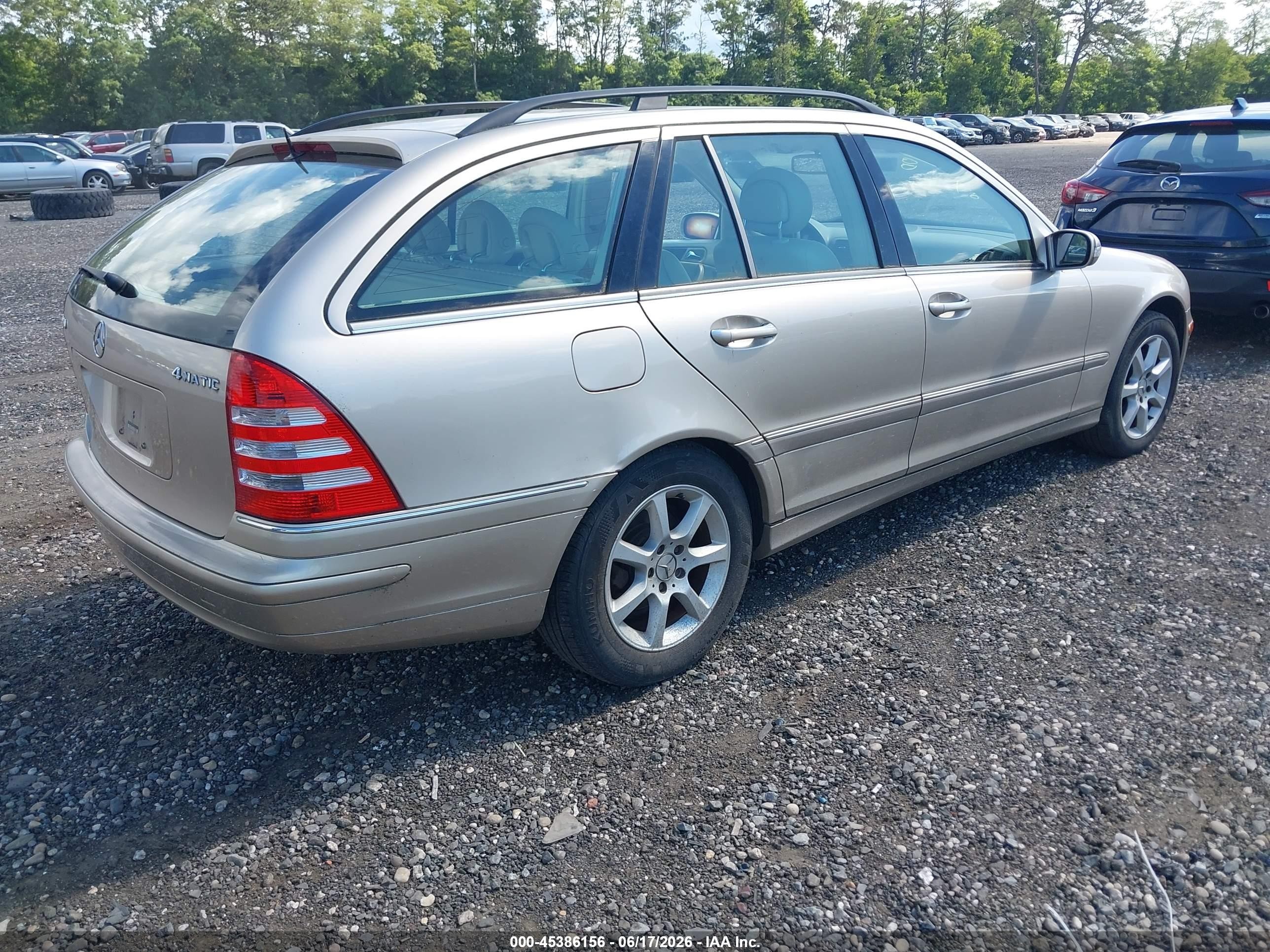 2005 Mercedes-benz C 240 Luxury 4matic Золотой vin: WDBRH81J85F603786