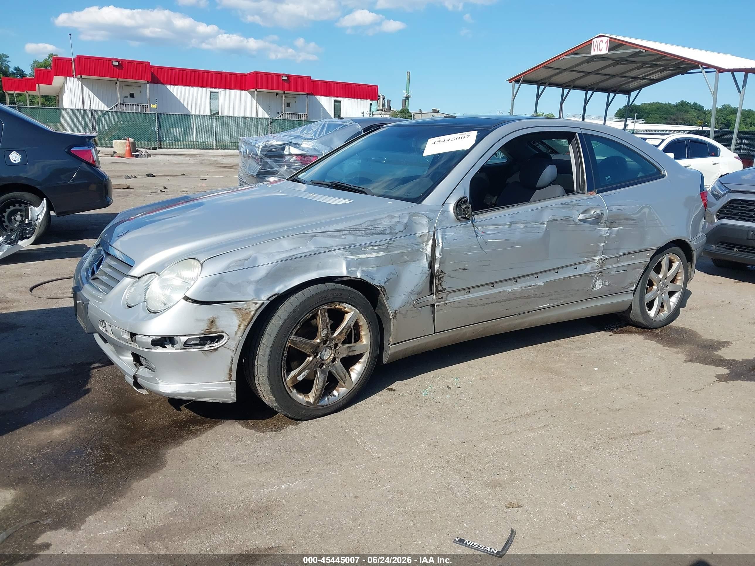 2004 Mercedes-benz C 230 Kompressor Sport Silver vin: WDBRN40J84A614155