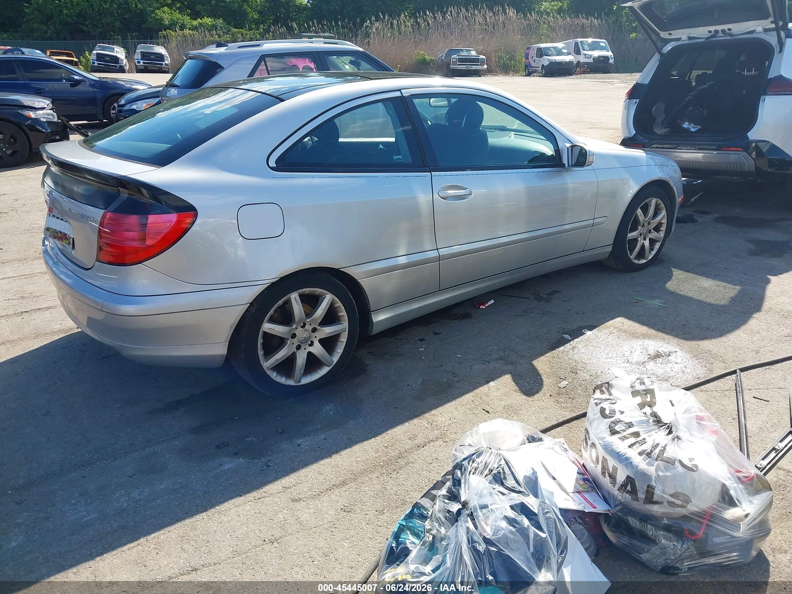 2004 Mercedes-benz C 230 Kompressor Sport Silver vin: WDBRN40J84A614155