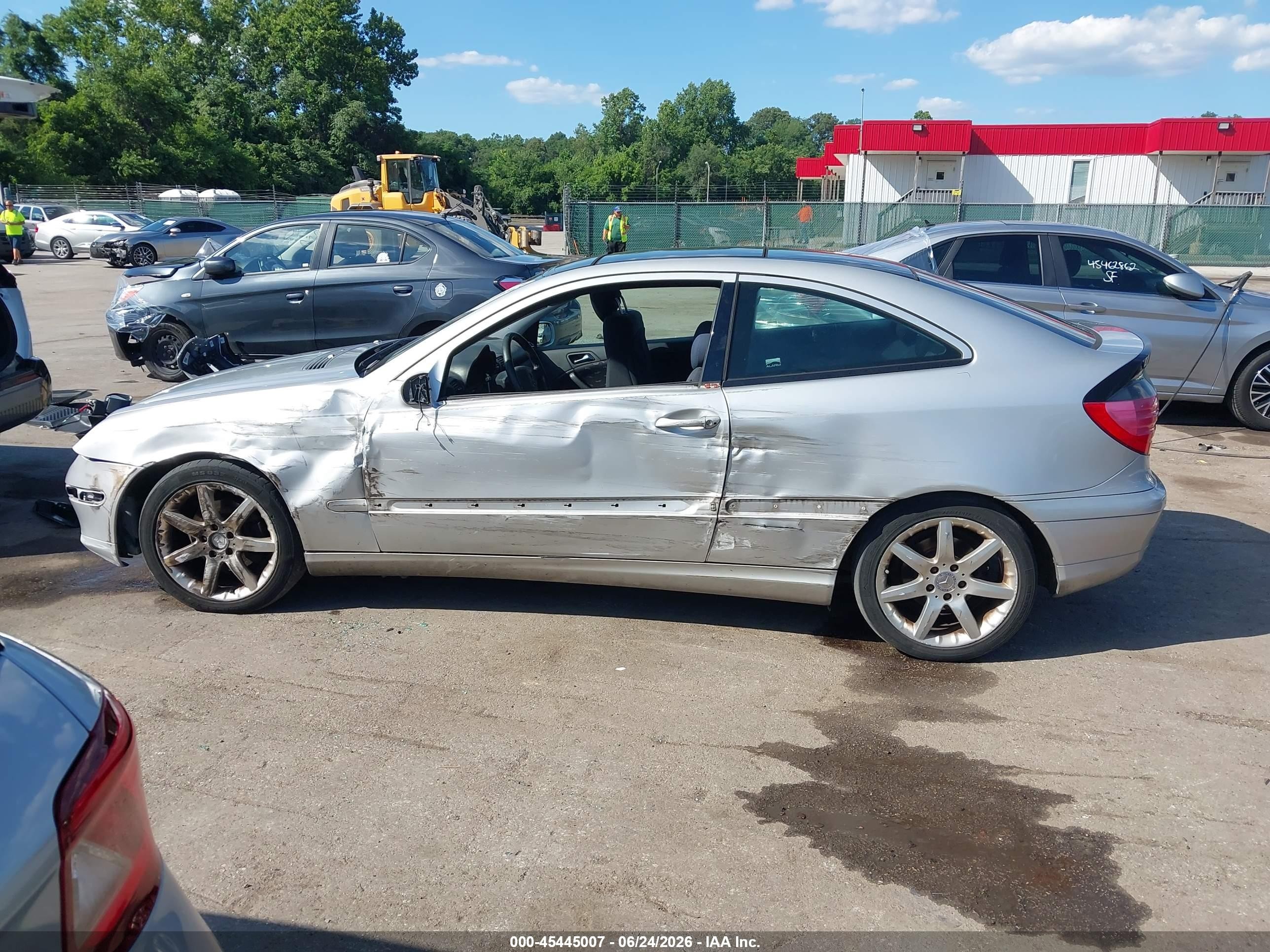 2004 Mercedes-benz C 230 Kompressor Sport Silver vin: WDBRN40J84A614155
