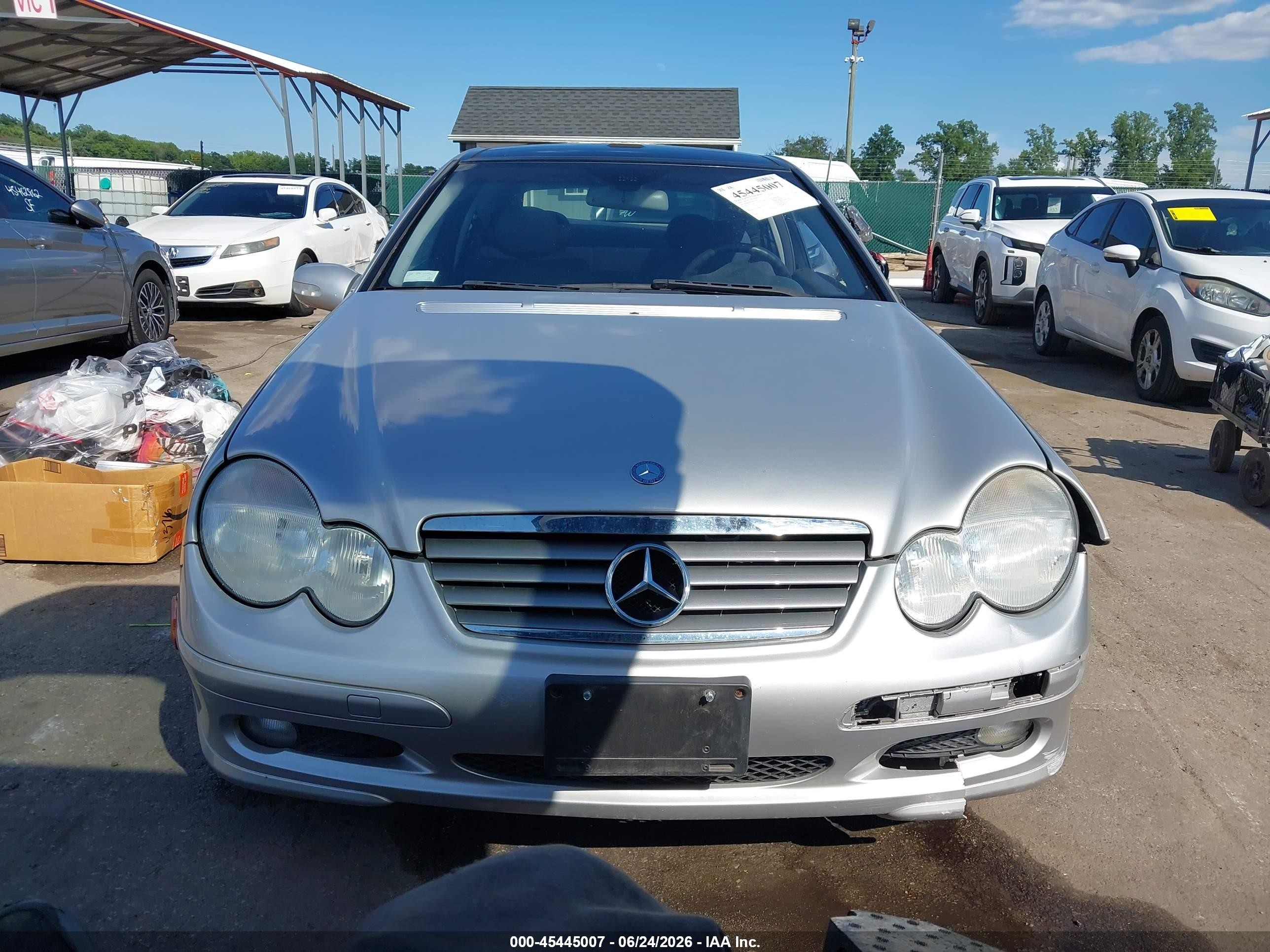 2004 Mercedes-benz C 230 Kompressor Sport Silver vin: WDBRN40J84A614155