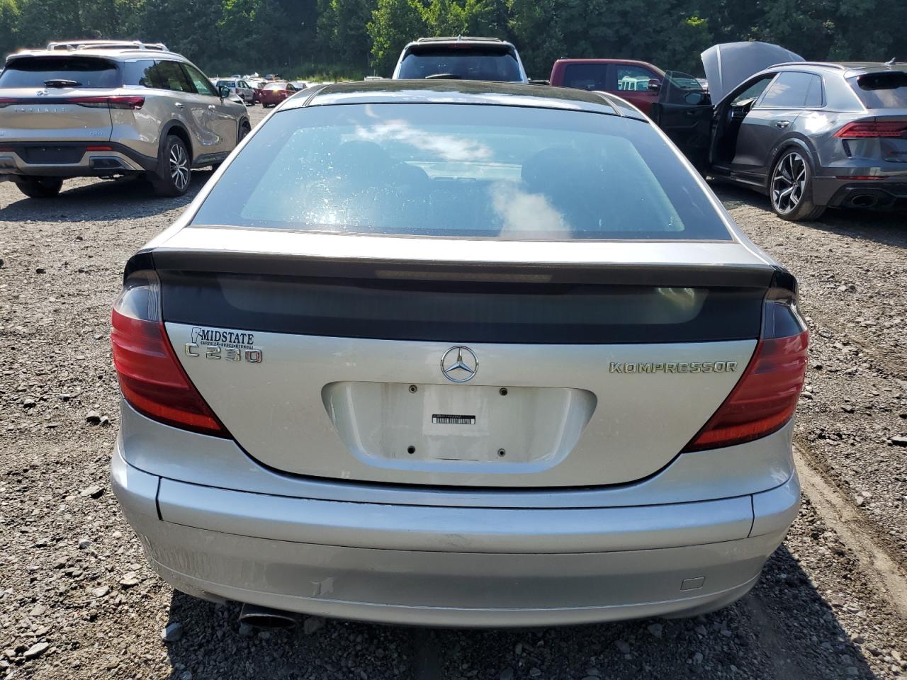 2004 Mercedes-benz C 230k Sport Coupe Silver vin: WDBRN40J94A548568