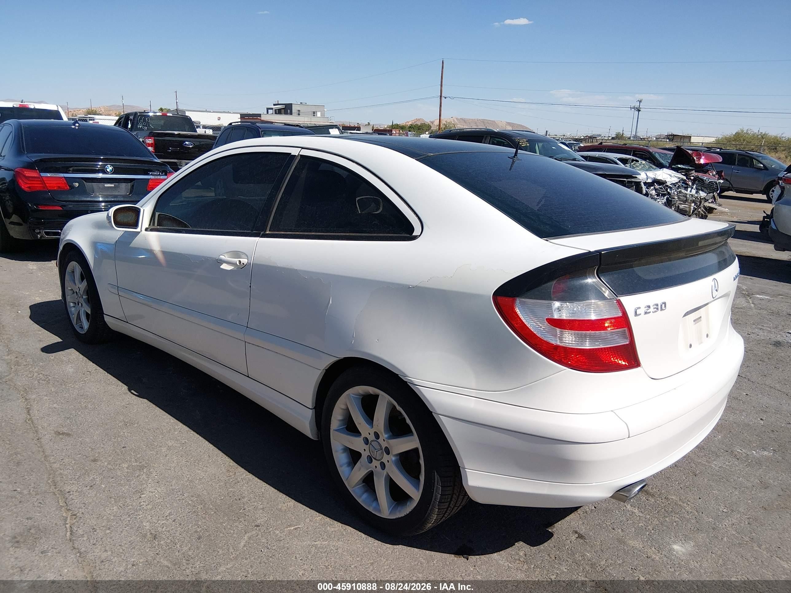 2005 Mercedes-benz C 230 Kompressor Sport White vin: WDBRN40JX5A649524