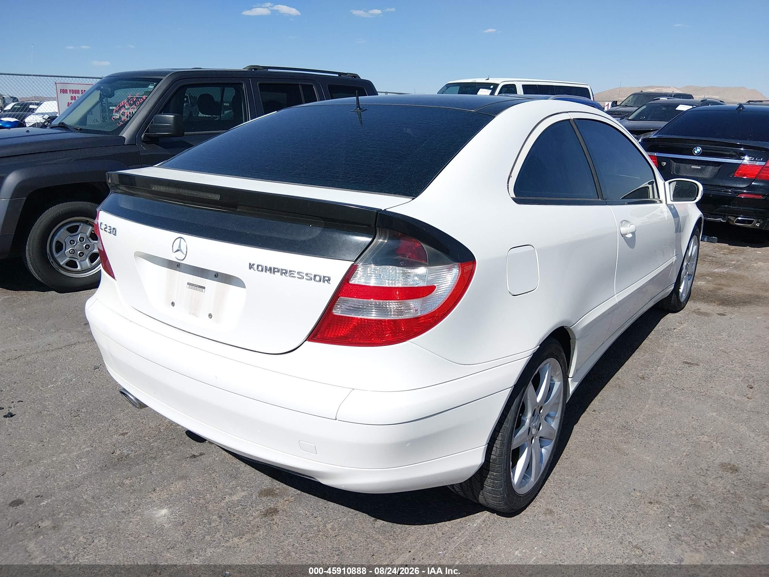 2005 Mercedes-benz C 230 Kompressor Sport White vin: WDBRN40JX5A649524