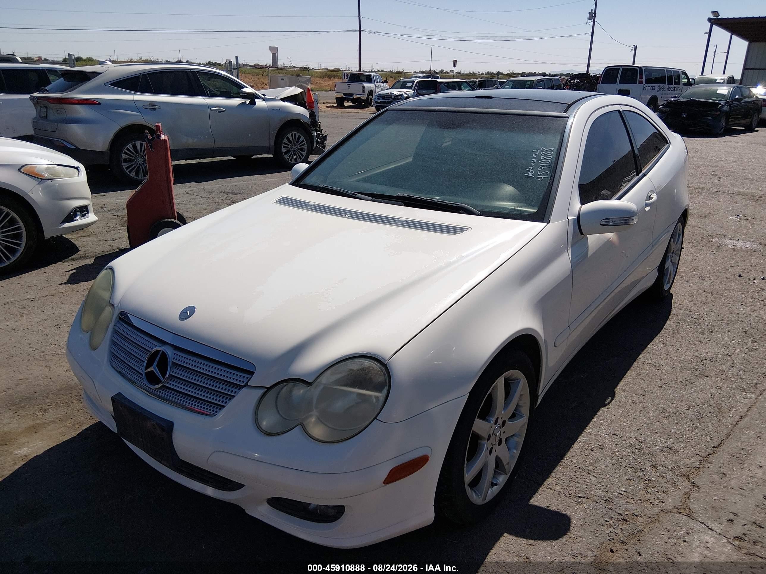 2005 Mercedes-benz C 230 Kompressor Sport White vin: WDBRN40JX5A649524