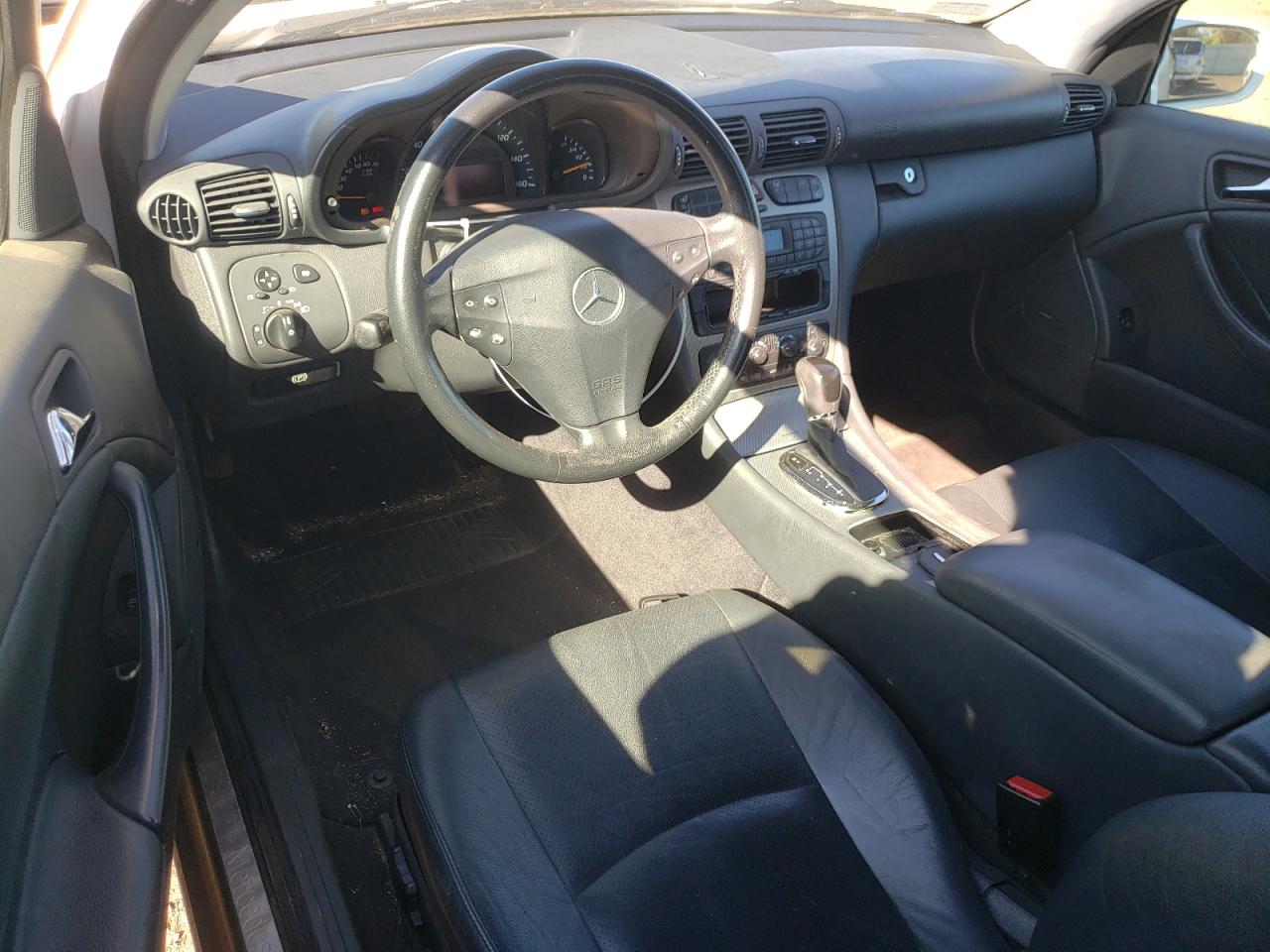 2002 Mercedes-benz C 230k Sport Coupe Белый vin: WDBRN47J02A357463