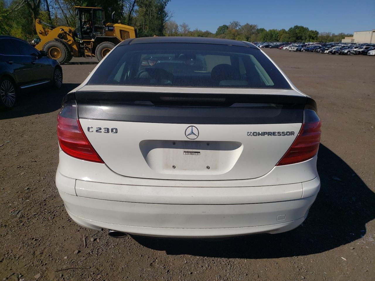 2002 Mercedes-benz C 230k Sport Coupe Белый vin: WDBRN47J02A357463