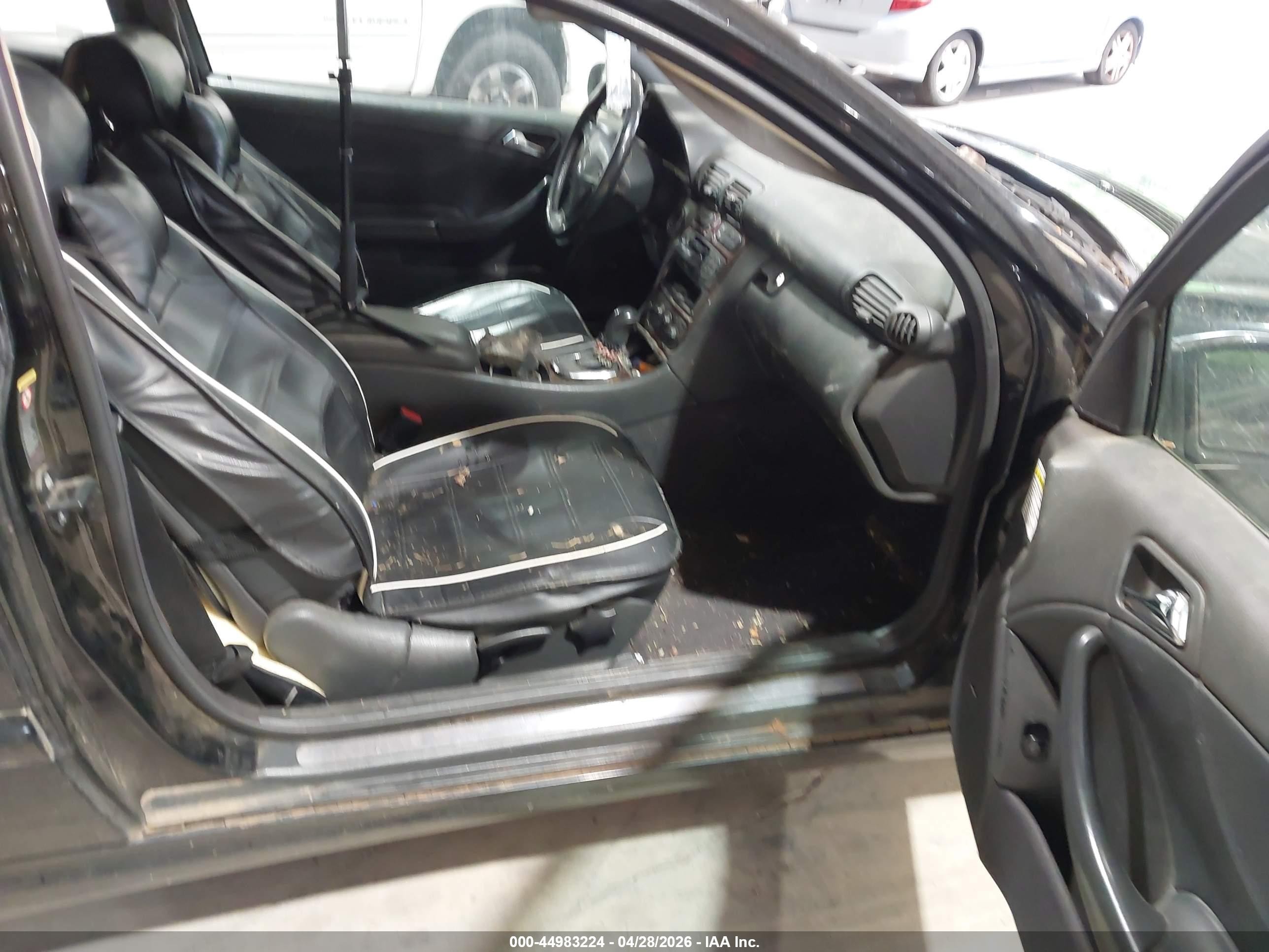 2002 Mercedes-benz C 230 Black vin: WDBRN47J22A391405