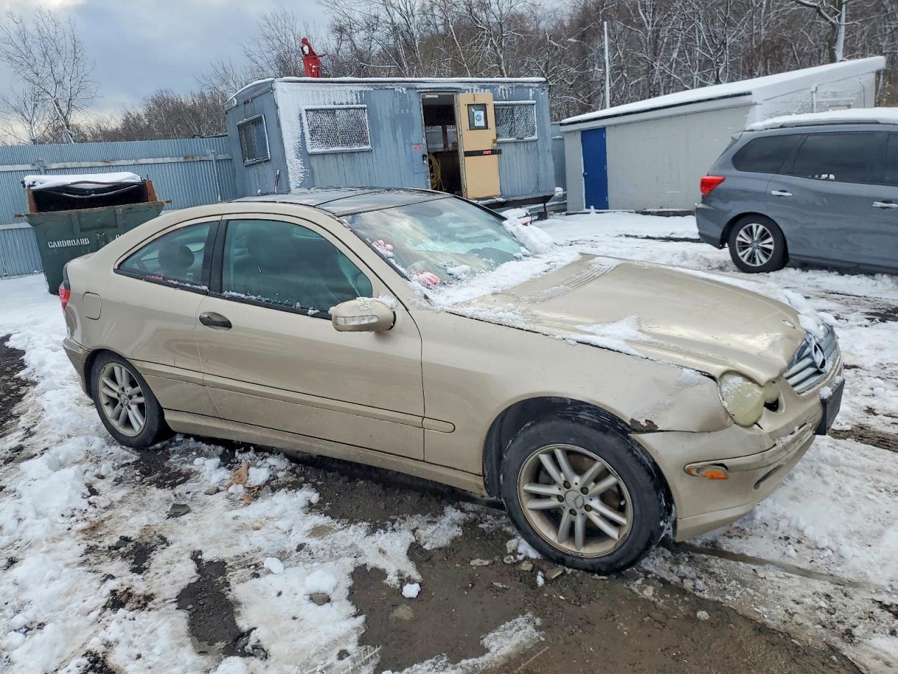 2002 Mercedes-benz C 230k Sport Coupe Gold vin: WDBRN47J42A224155