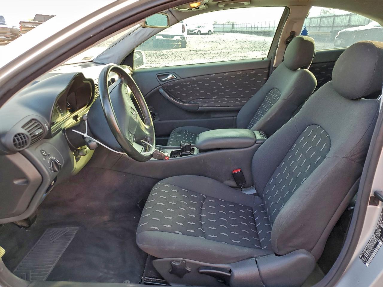 2002 Mercedes-benz C 230k Sport Coupe Серебряный vin: WDBRN47J42A288924