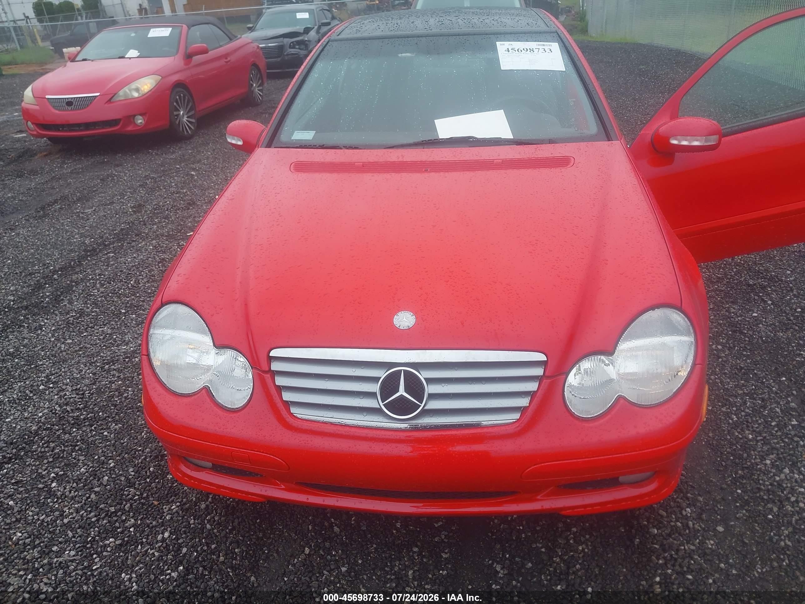 2002 Mercedes-benz C 230   Red vin: WDBRN47J62A338884