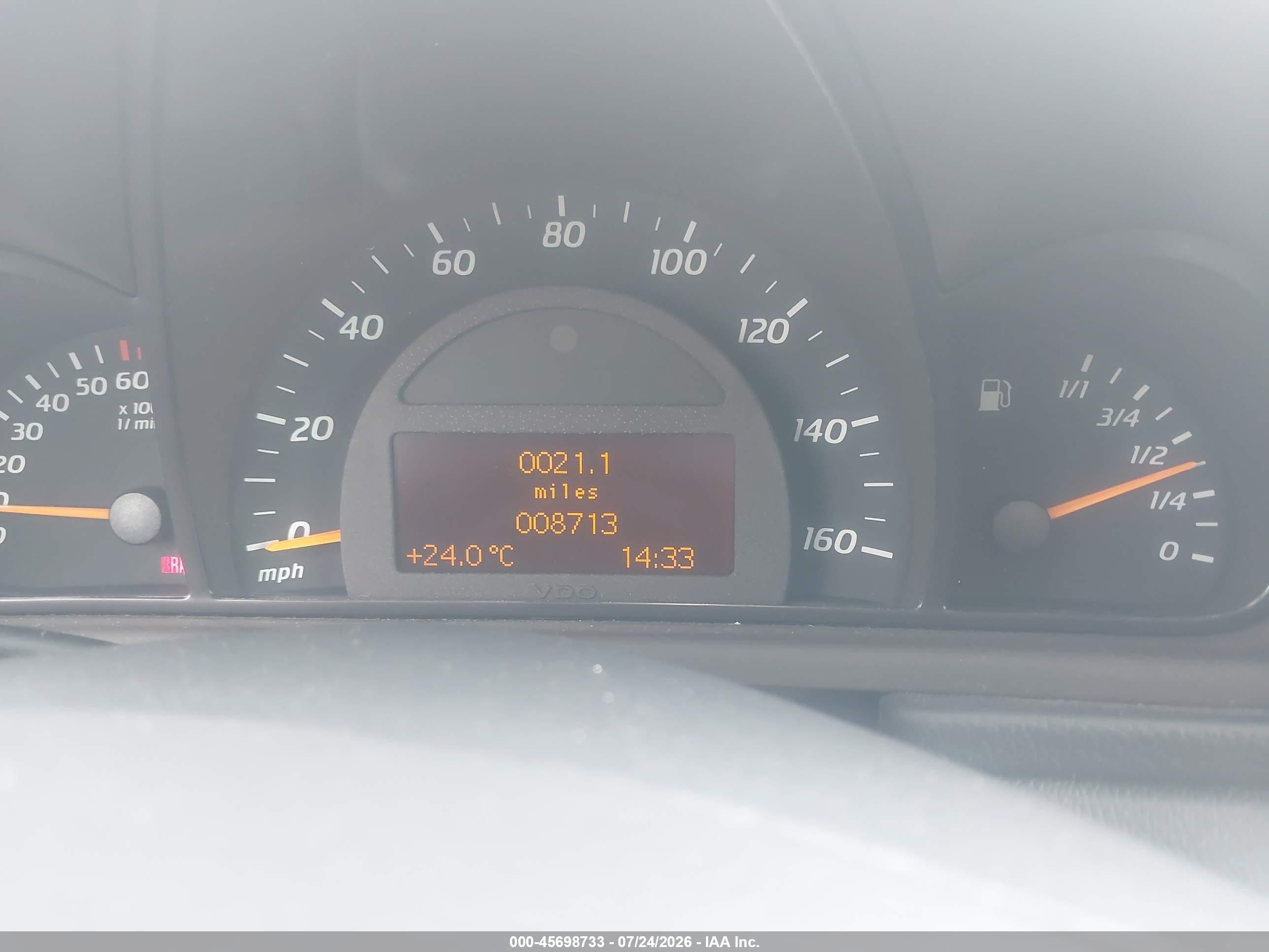 2002 Mercedes-benz C 230   Red vin: WDBRN47J62A338884