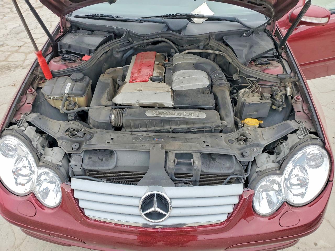 2002 Mercedes-benz C 230k Sport Coupe Maroon vin: WDBRN47J82A360790