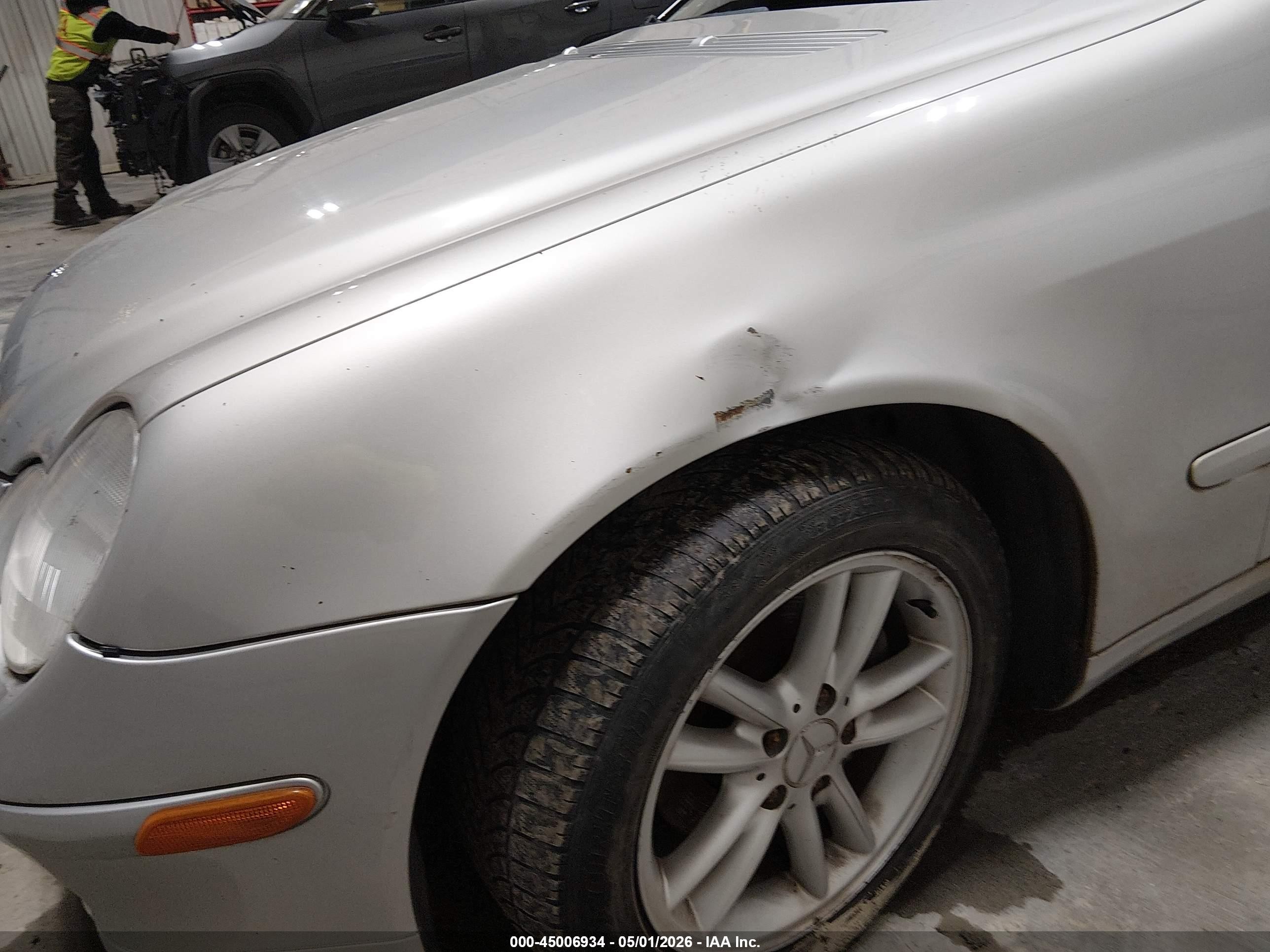 2002 Mercedes-benz C 230k Sport Coupe Silver vin: WDBRN47J92A367571