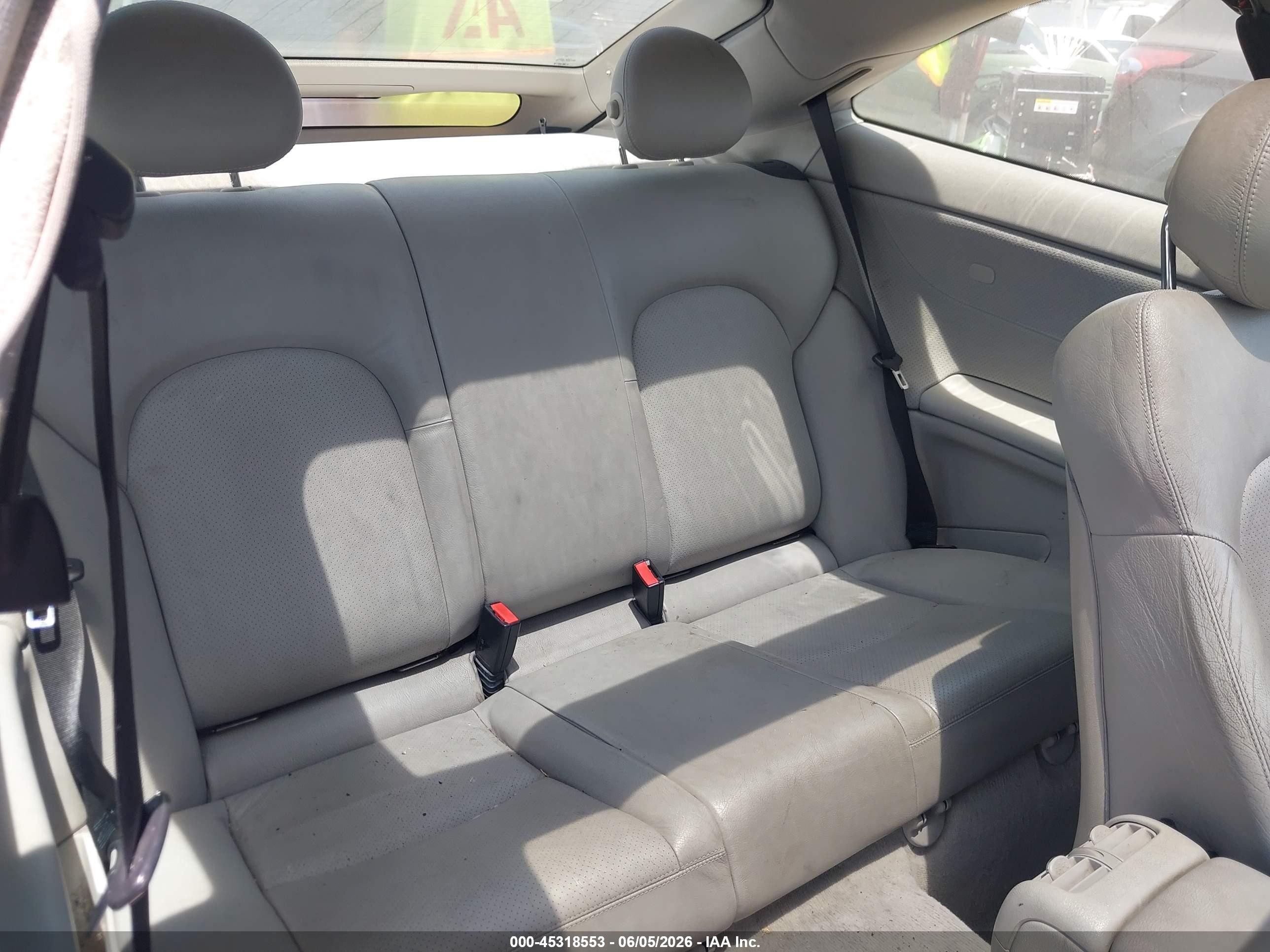 2003 Mercedes-benz C 320 Sport Золотой vin: WDBRN64J03A477667