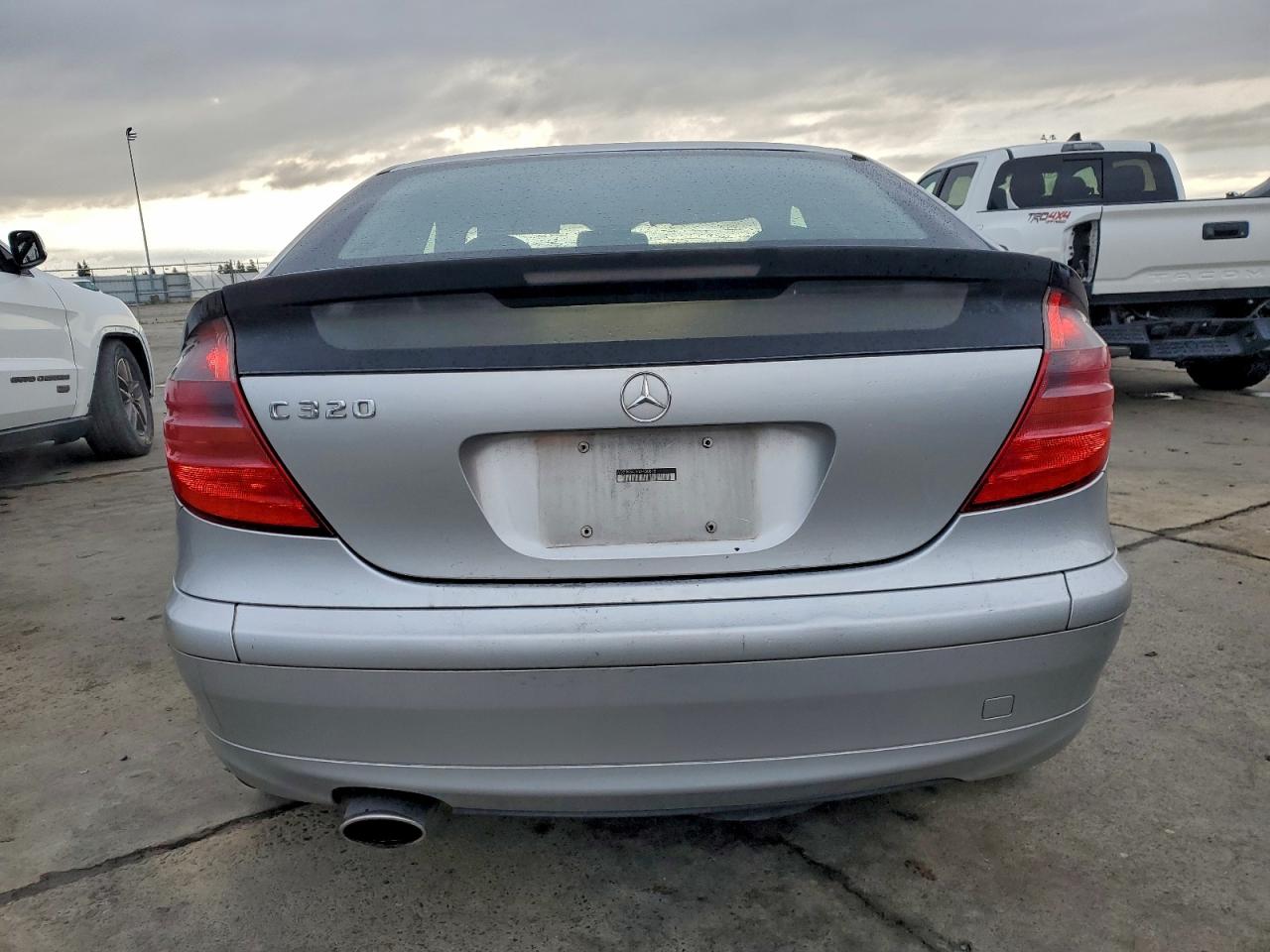 2003 Mercedes-benz C 320 Sport Coupe Silver vin: WDBRN64J93A438818