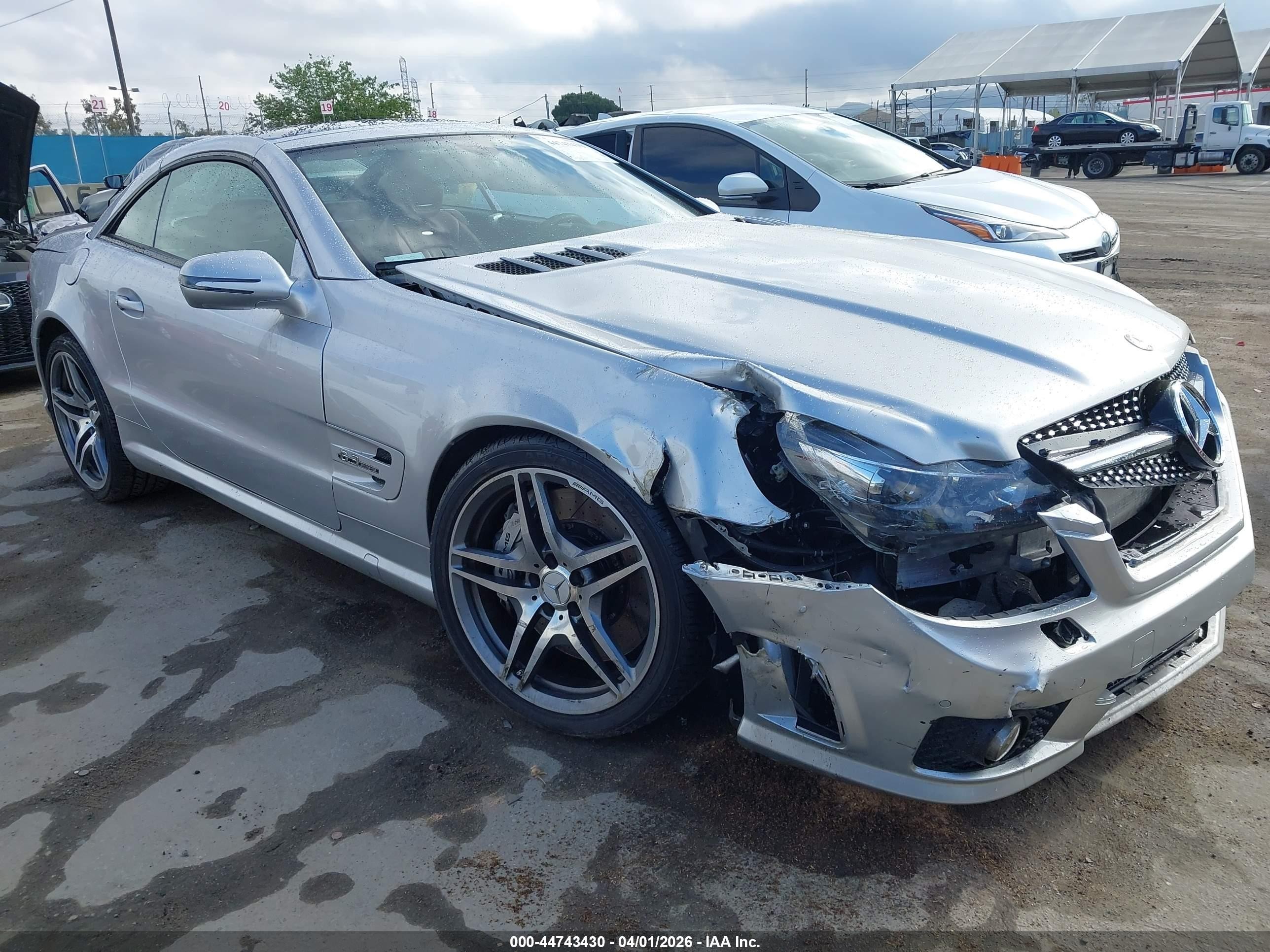 2009 Mercedes-benz Sl 63 Amg   Silver vin: WDBSK70F19F144018
