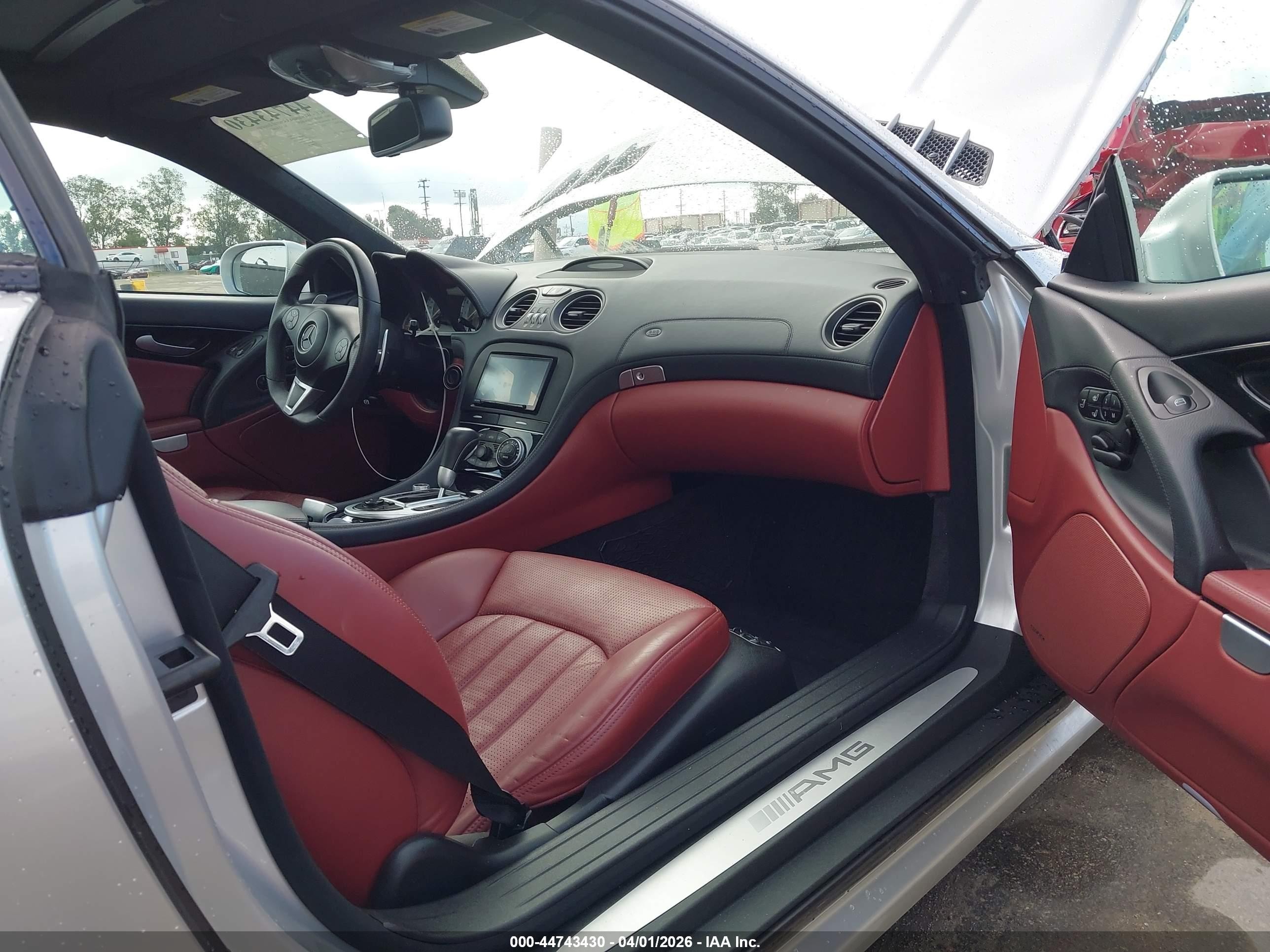 2009 Mercedes-benz Sl 63 Amg   Silver vin: WDBSK70F19F144018