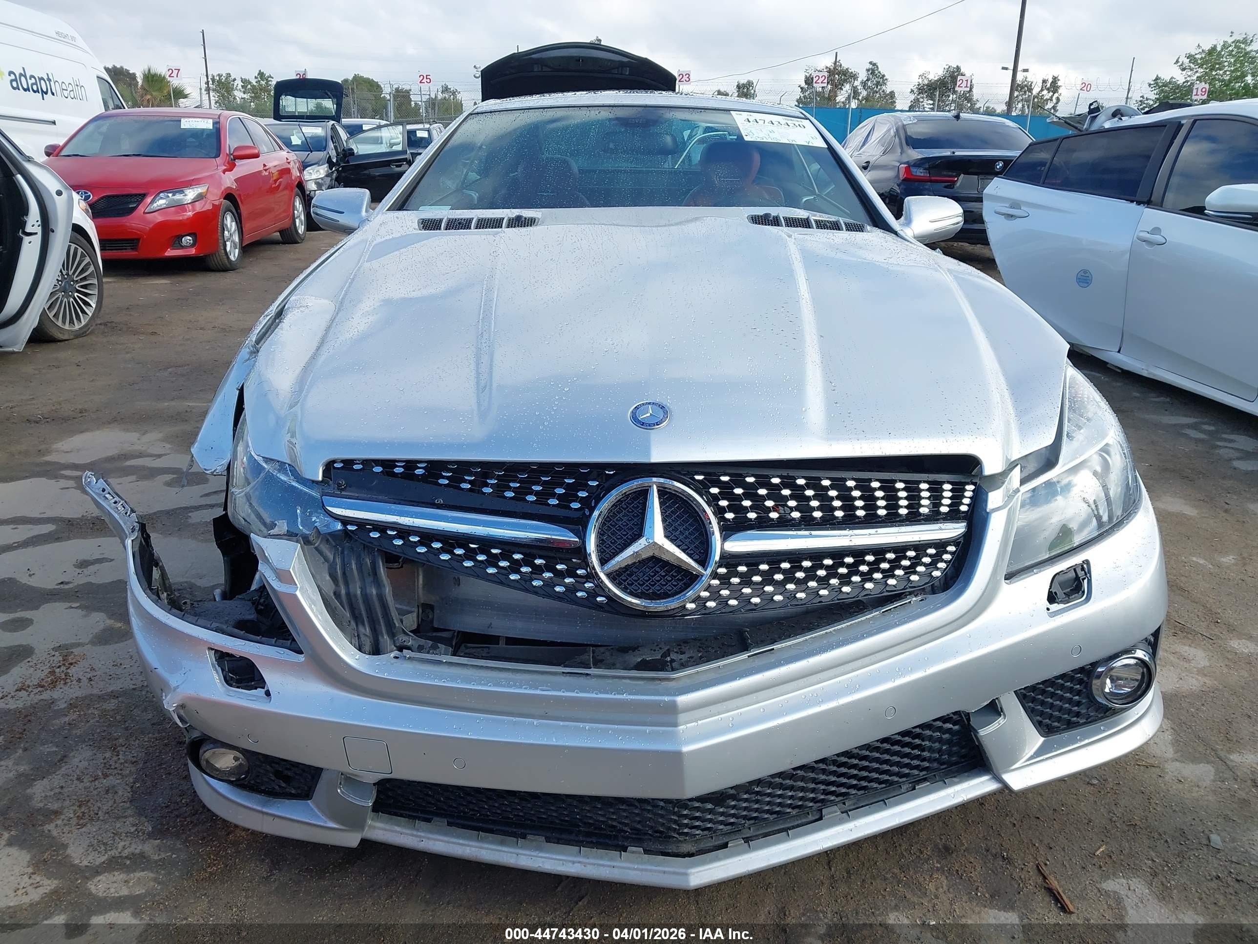 2009 Mercedes-benz Sl 63 Amg   Silver vin: WDBSK70F19F144018