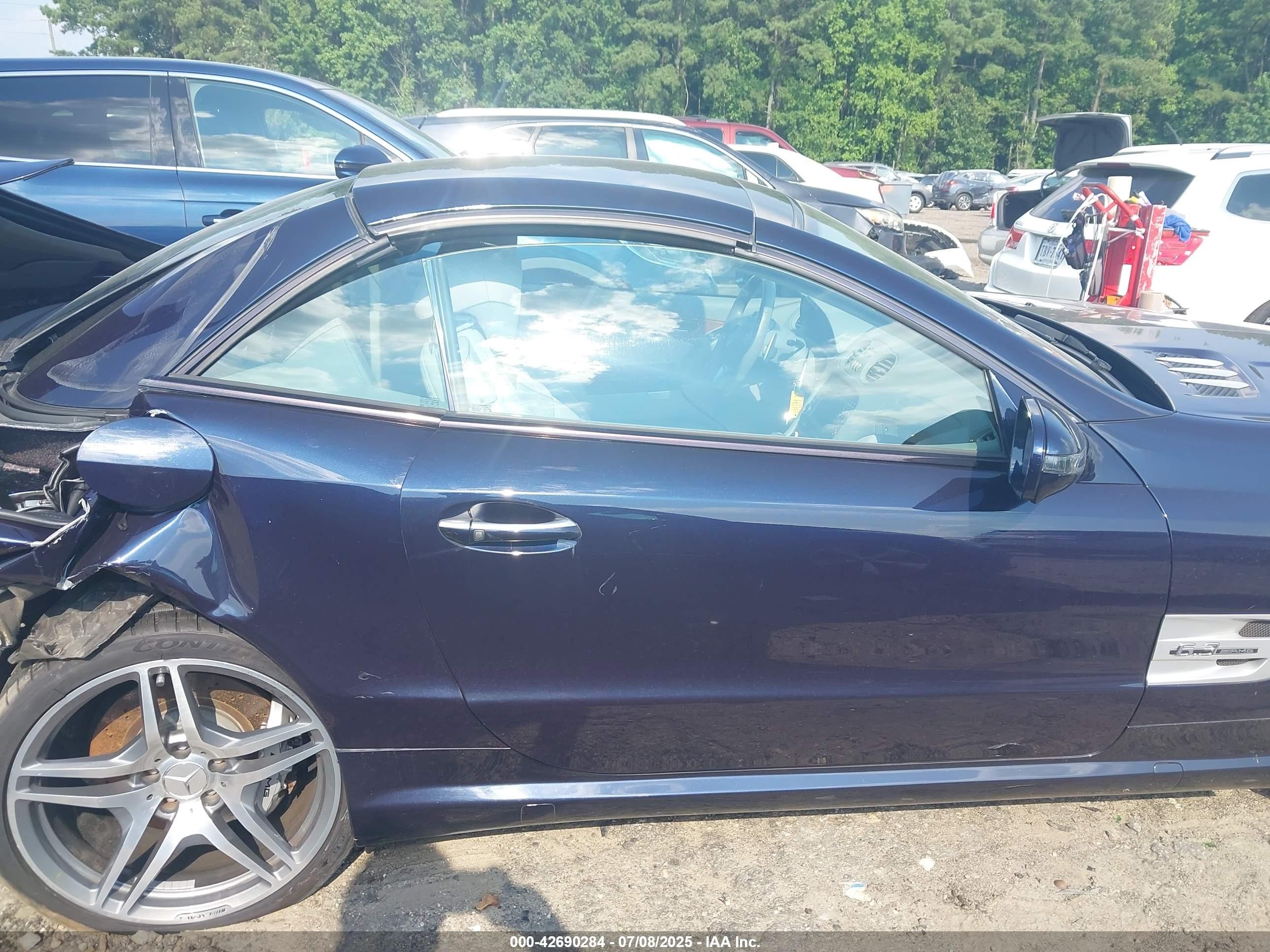 2009 Mercedes-benz Sl 63 Amg   Dark Blue vin: WDBSK70F49F146572