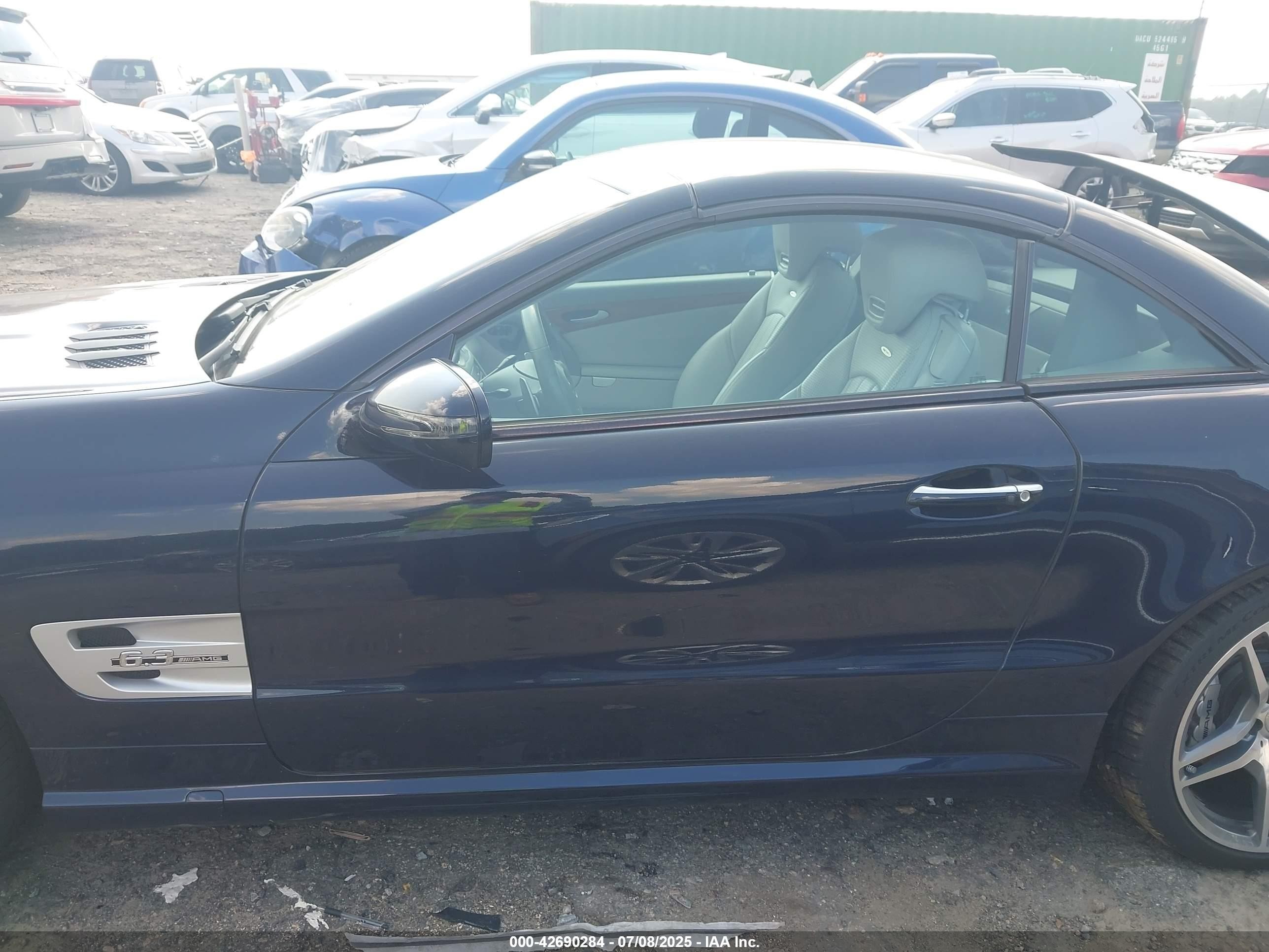 2009 Mercedes-benz Sl 63 Amg   Dark Blue vin: WDBSK70F49F146572