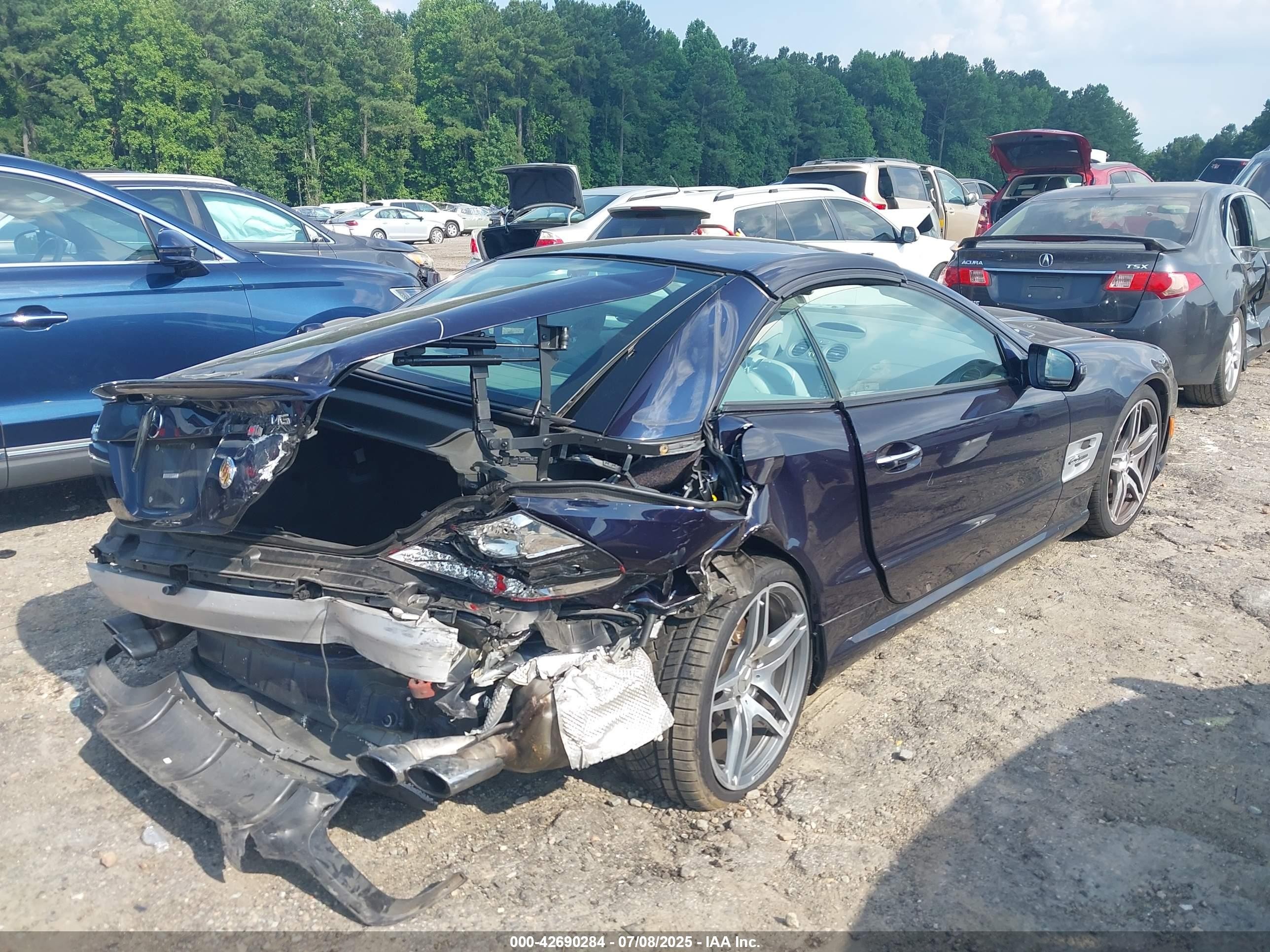 2009 Mercedes-benz Sl 63 Amg   Dark Blue vin: WDBSK70F49F146572