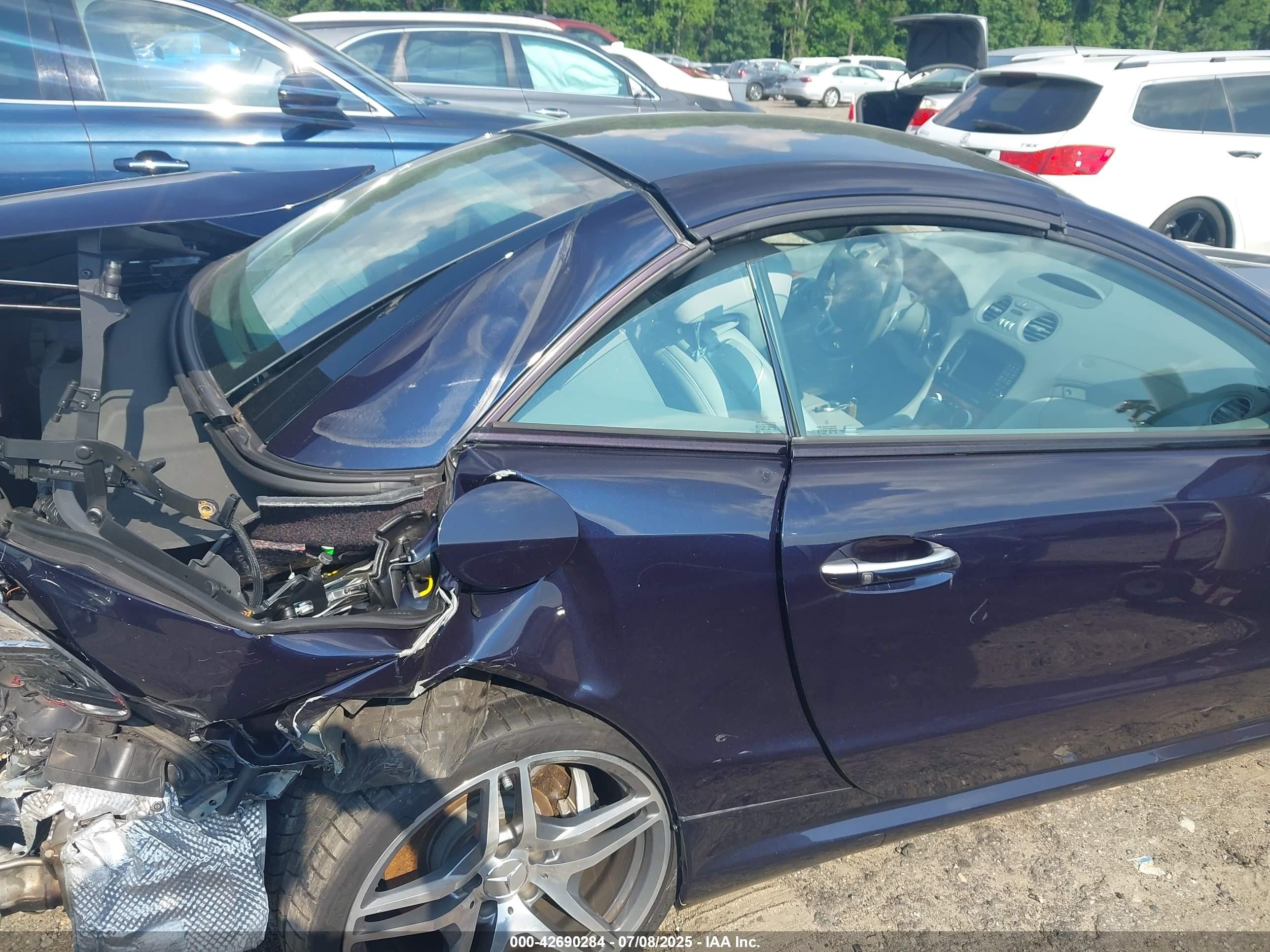 2009 Mercedes-benz Sl 63 Amg   Dark Blue vin: WDBSK70F49F146572