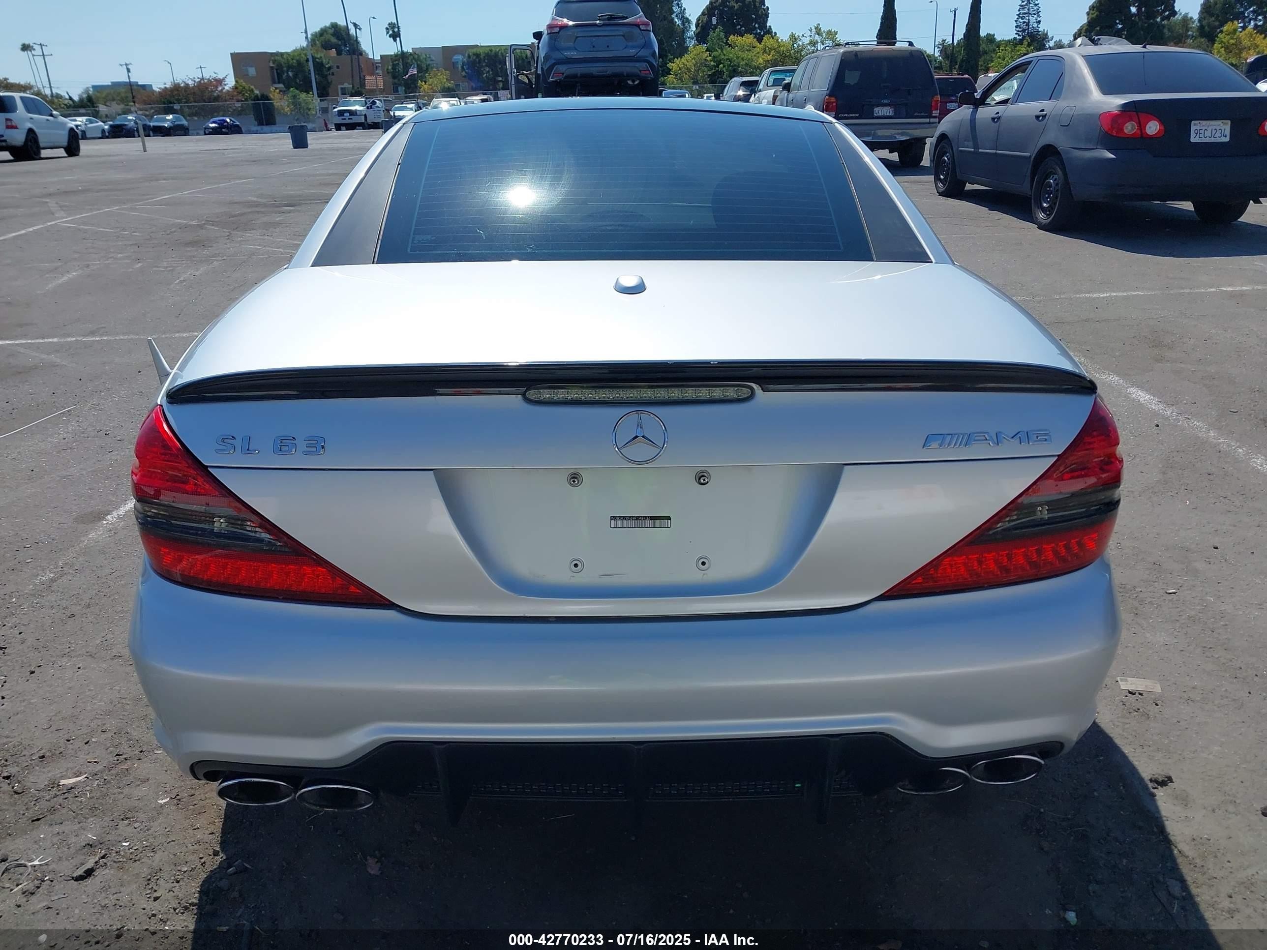 2009 Mercedes-benz Sl 63 Amg   Silver vin: WDBSK70F69F148436