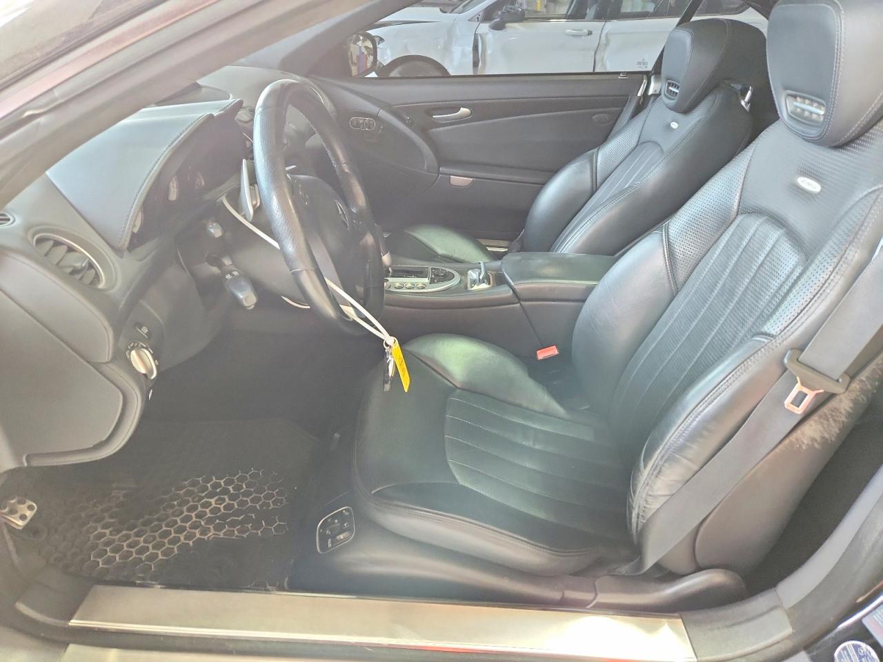 2009 Mercedes-benz Sl 63 Amg Black vin: WDBSK70FX9F146253