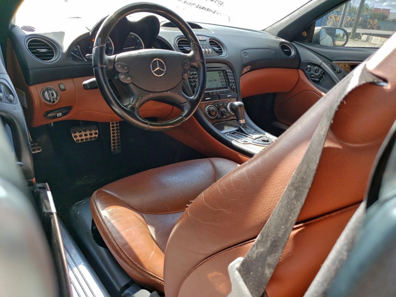 2007 Mercedes-benz Sl 550 Gray vin: WDBSK71F07F118070