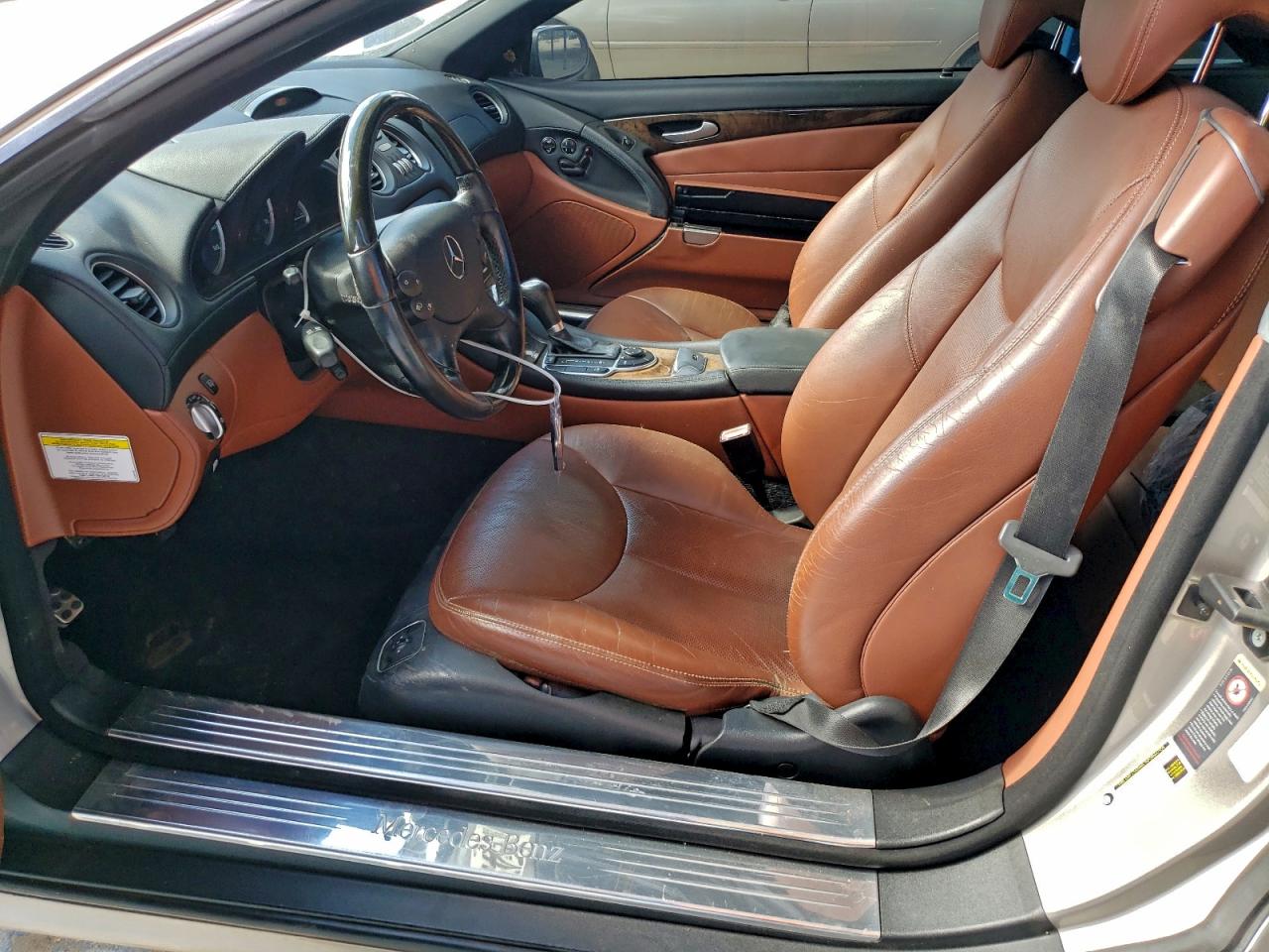 2007 Mercedes-benz Sl 550 Gray vin: WDBSK71F07F118070